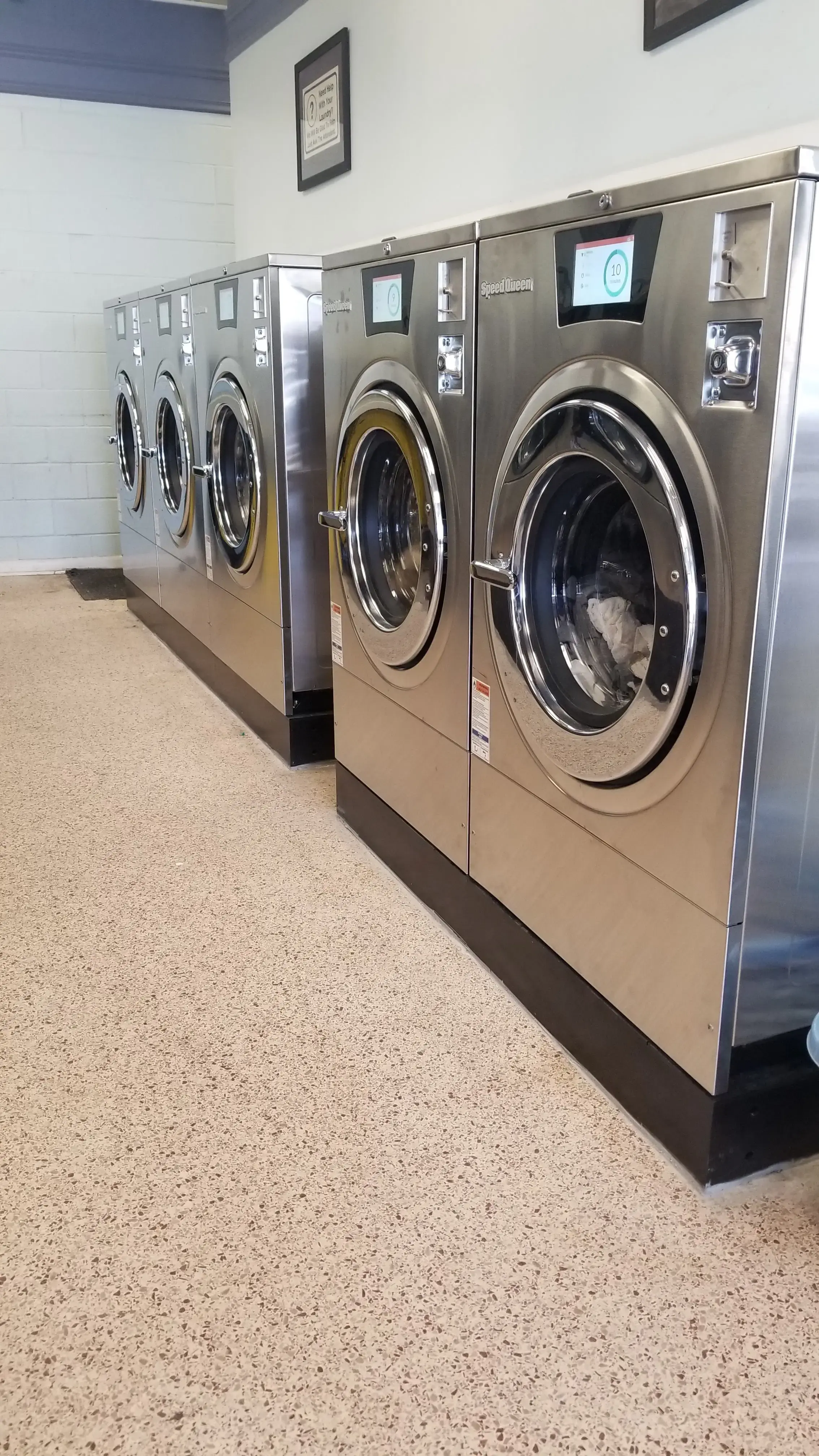 Cleanerama Dry Cleaners & Laundromat thumbnail 13