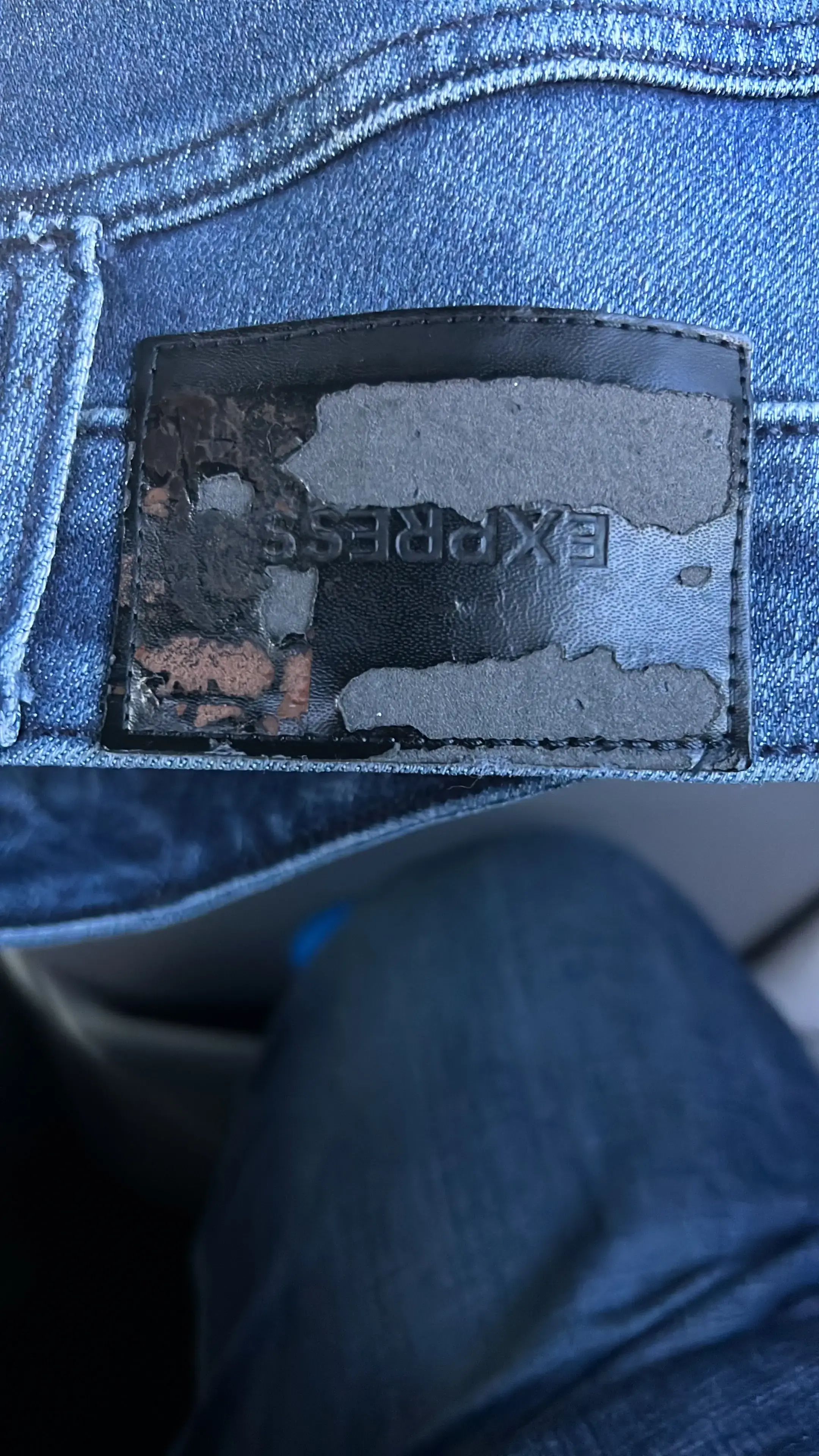 Cleanerama Dry Cleaners & Laundromat thumbnail 10