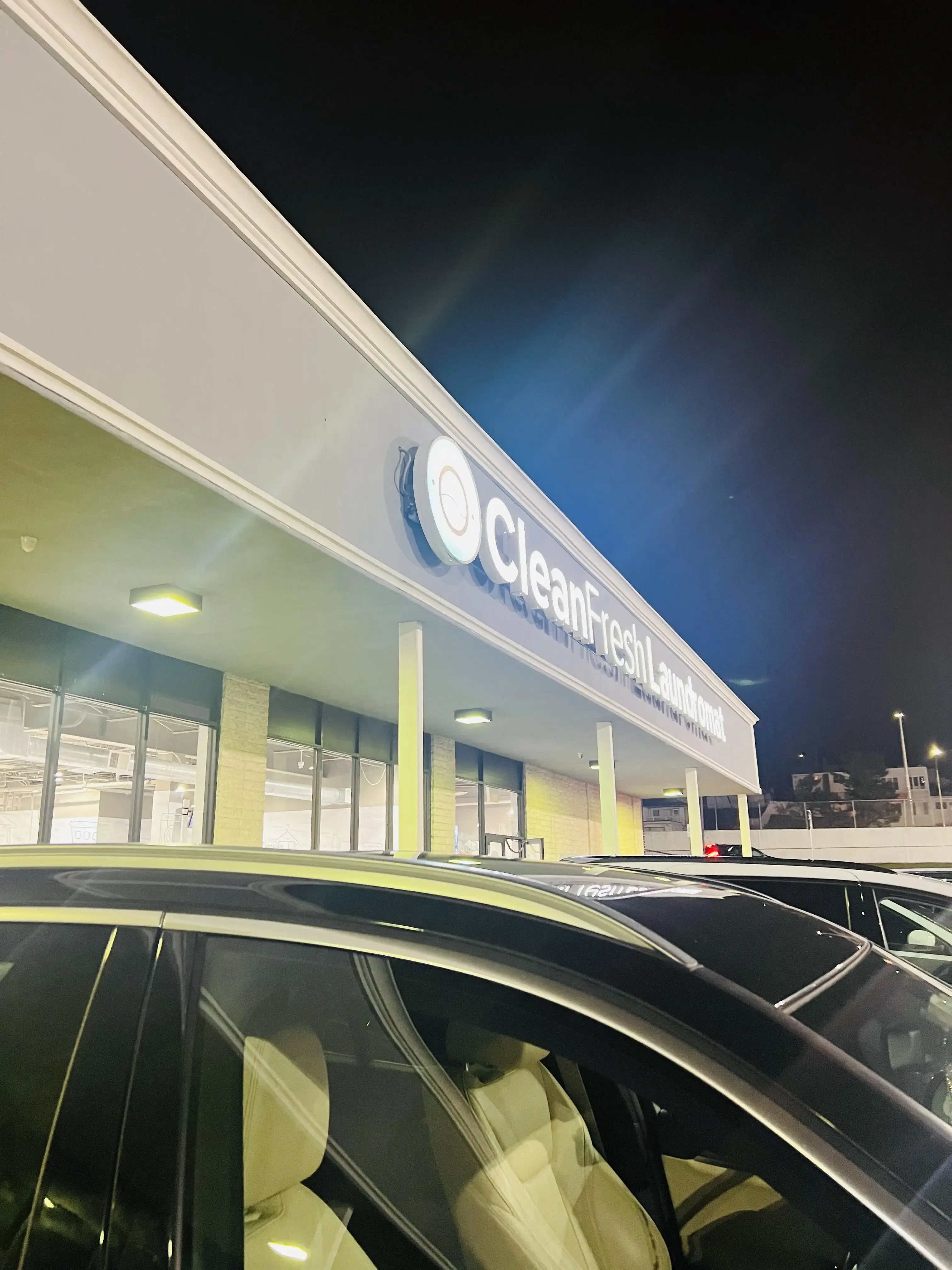 CleanFresh Laundromat thumbnail 4