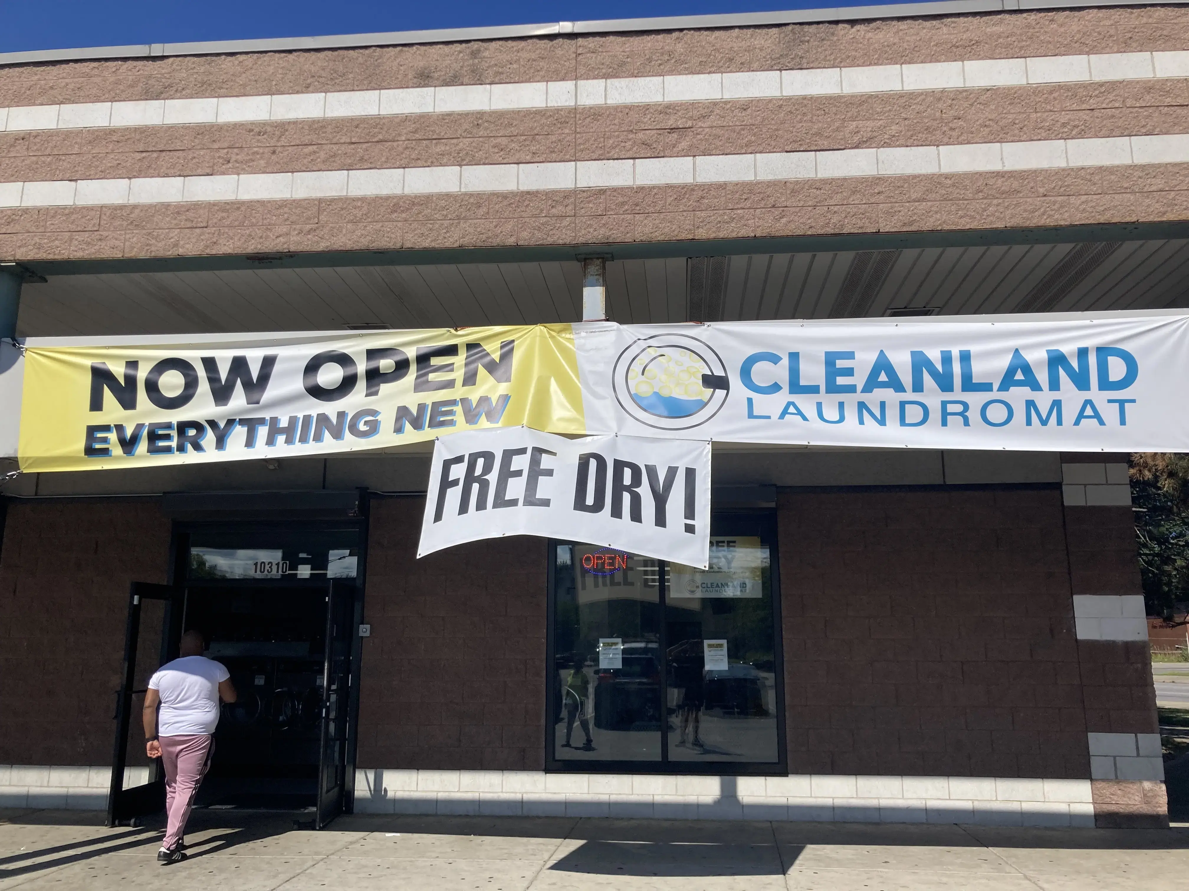 Cleanland Laundromat location
