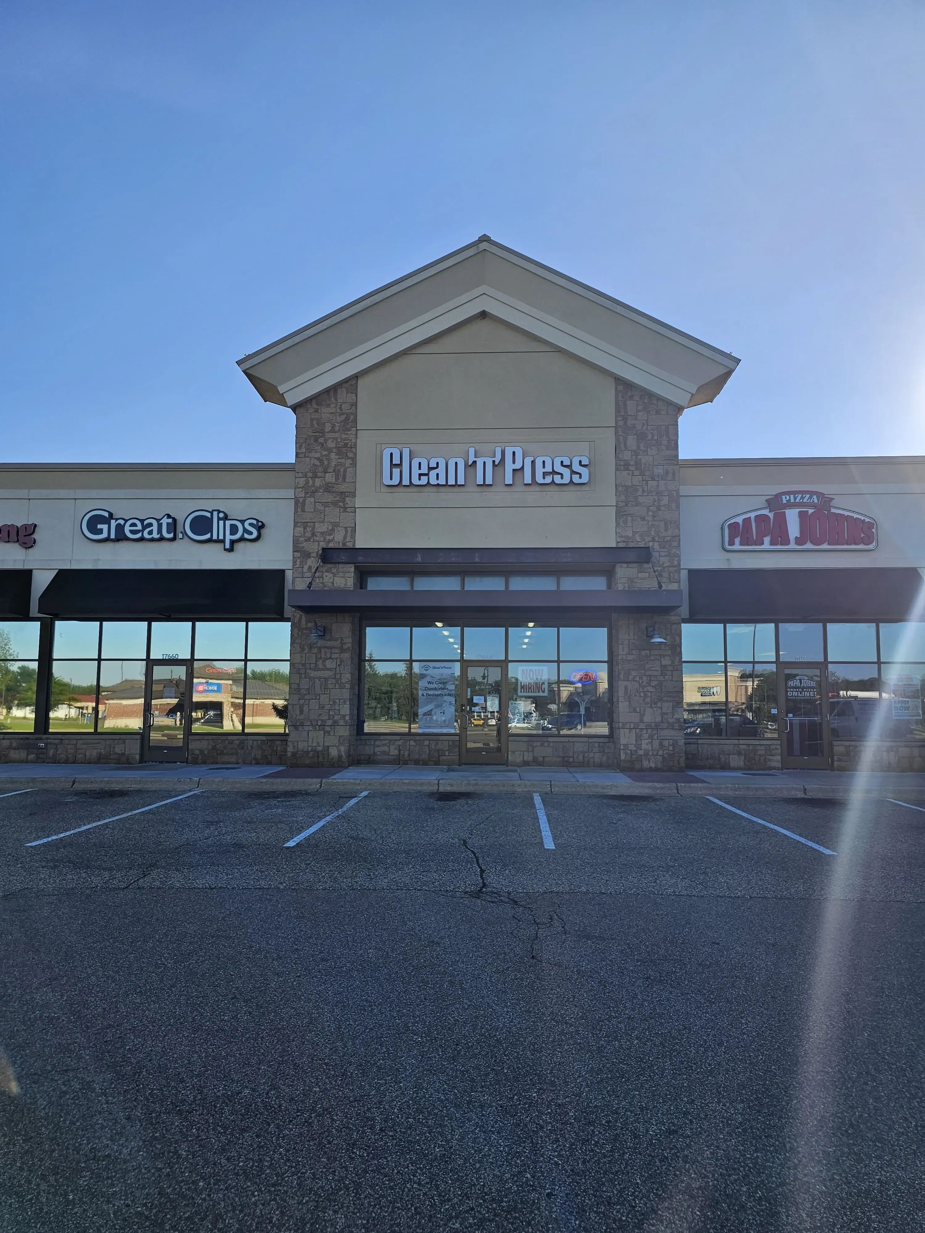 Clean'n'Press Dry Cleaning, Laundry & Linen thumbnail 15