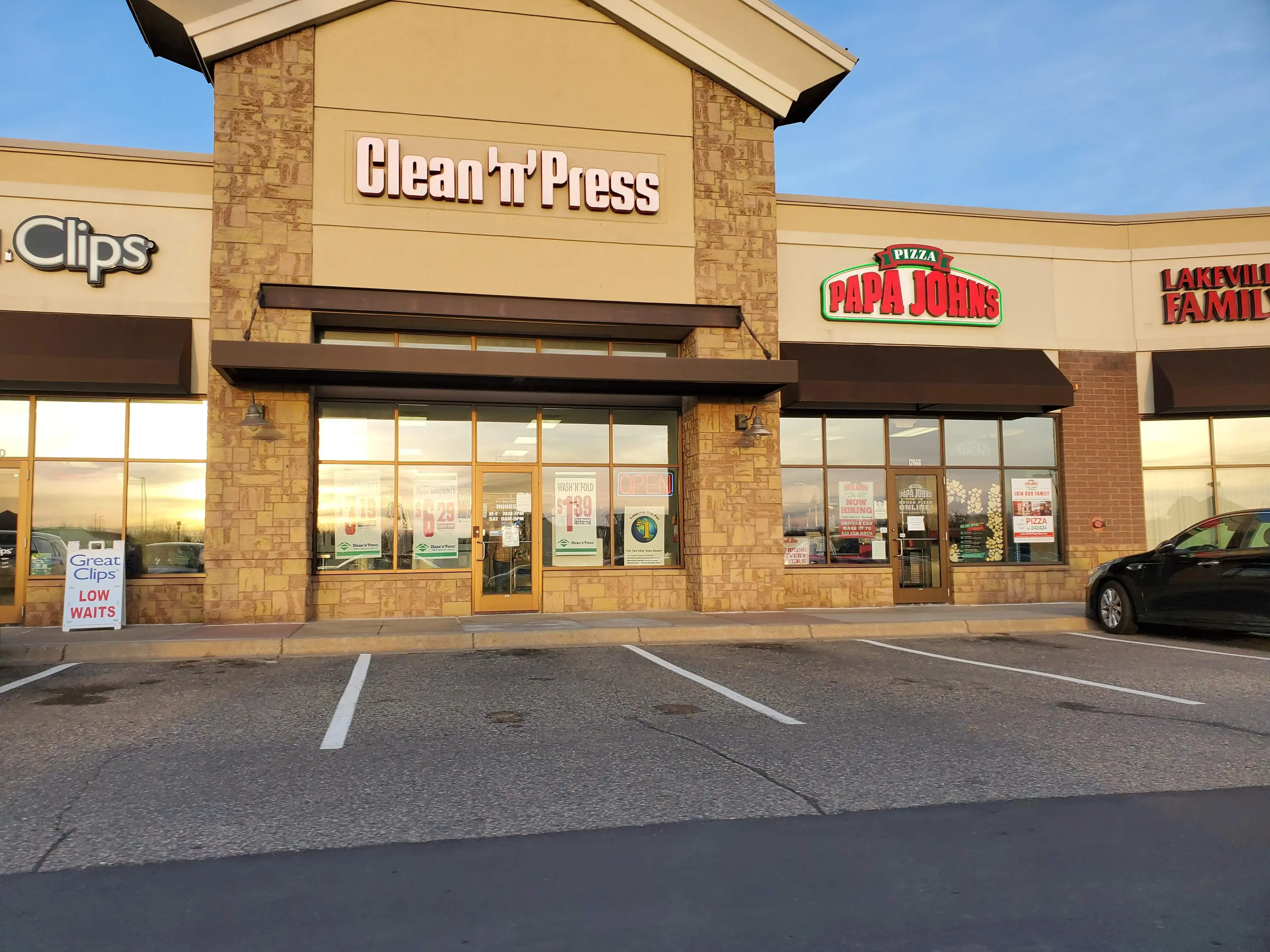 Clean'n'Press Dry Cleaning, Laundry & Linen - Image 14