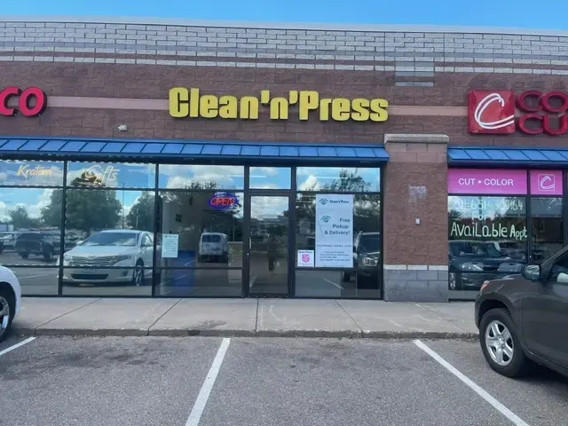 Clean'n'Press Dry Cleaning, Laundry & Linen thumbnail 7