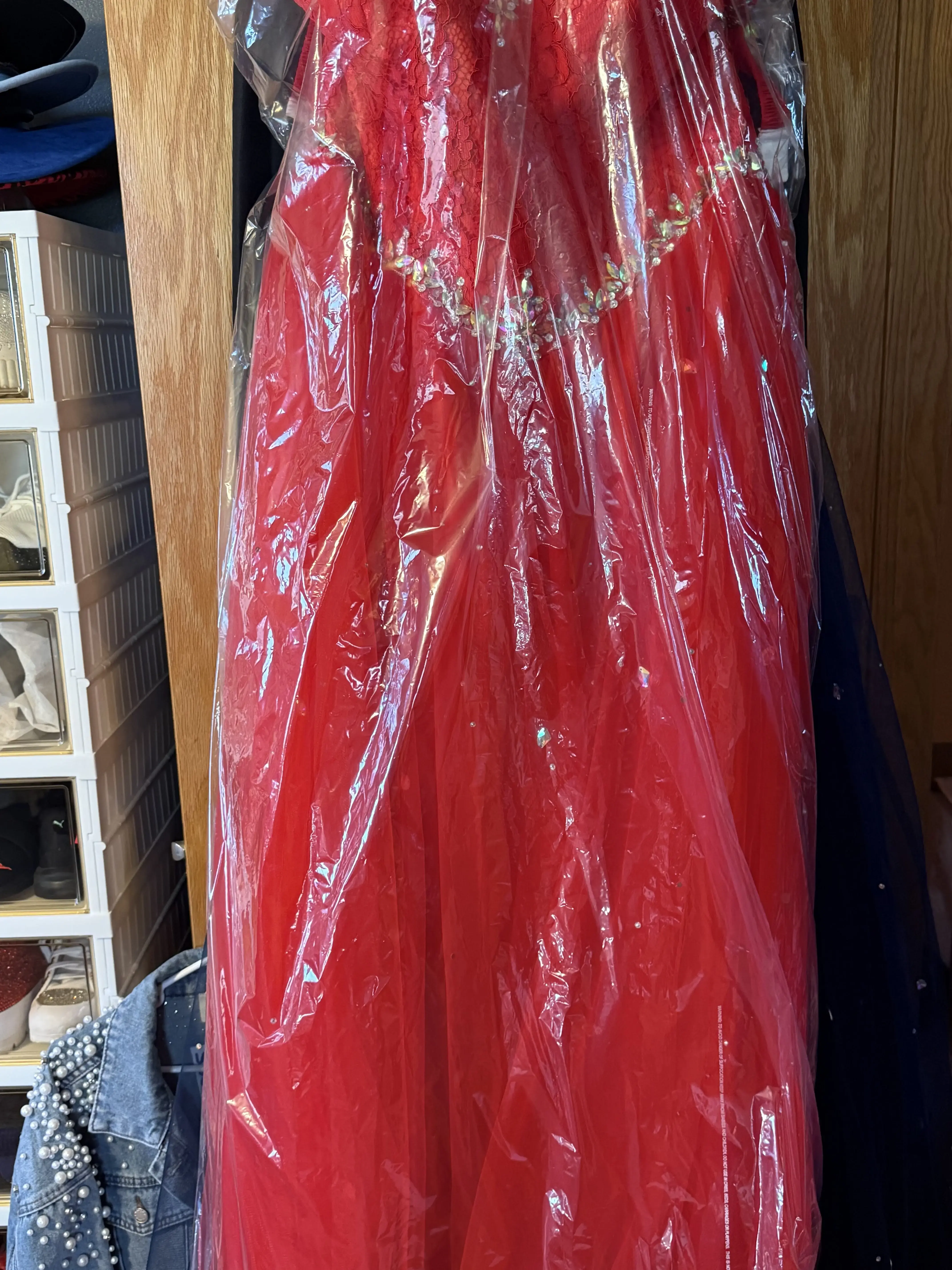 Clean'n'Press Dry Cleaning, Laundry & Linen - Image 12