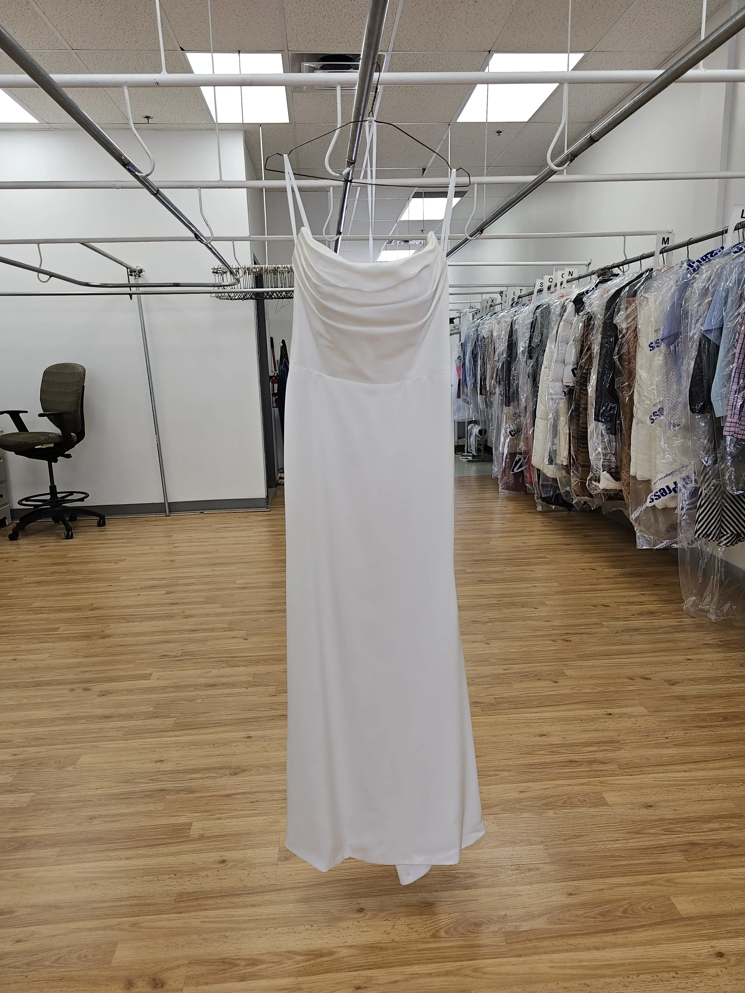 Clean'n'Press Dry Cleaning, Laundry & Linen - Image 4