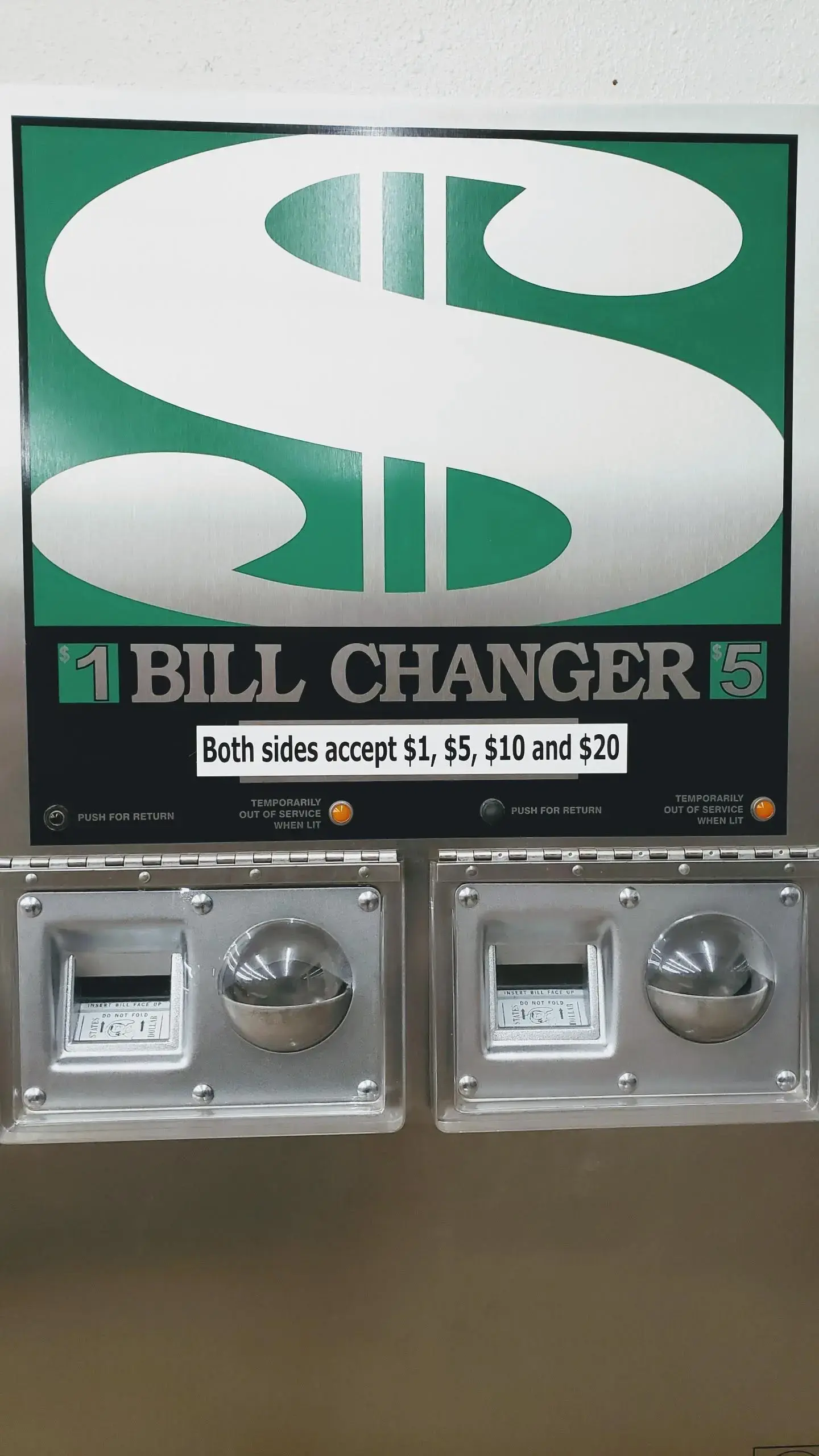 CleanStyle Laundry Lounge - Image 6