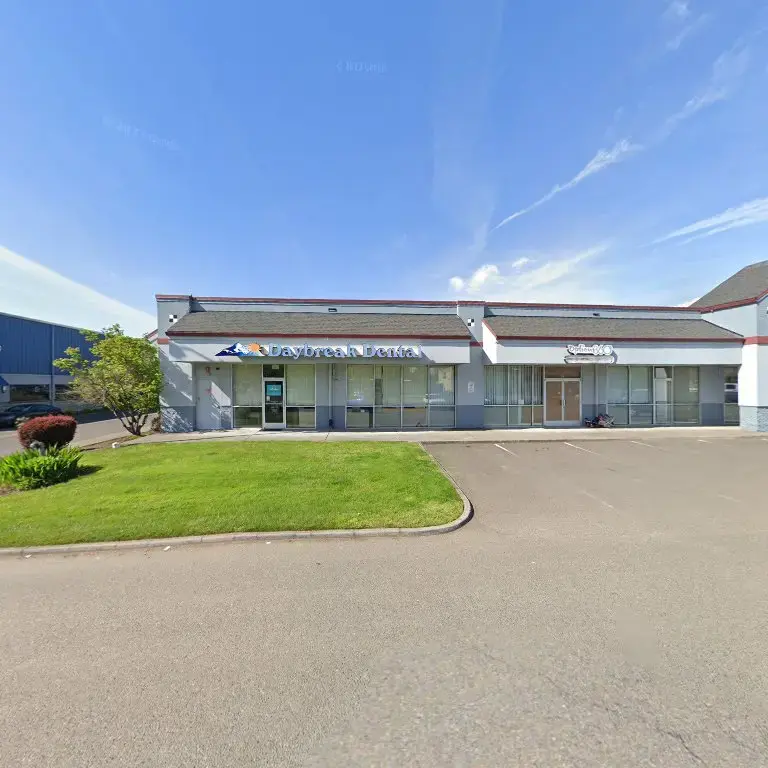 Cleanworks laundromat thumbnail 22