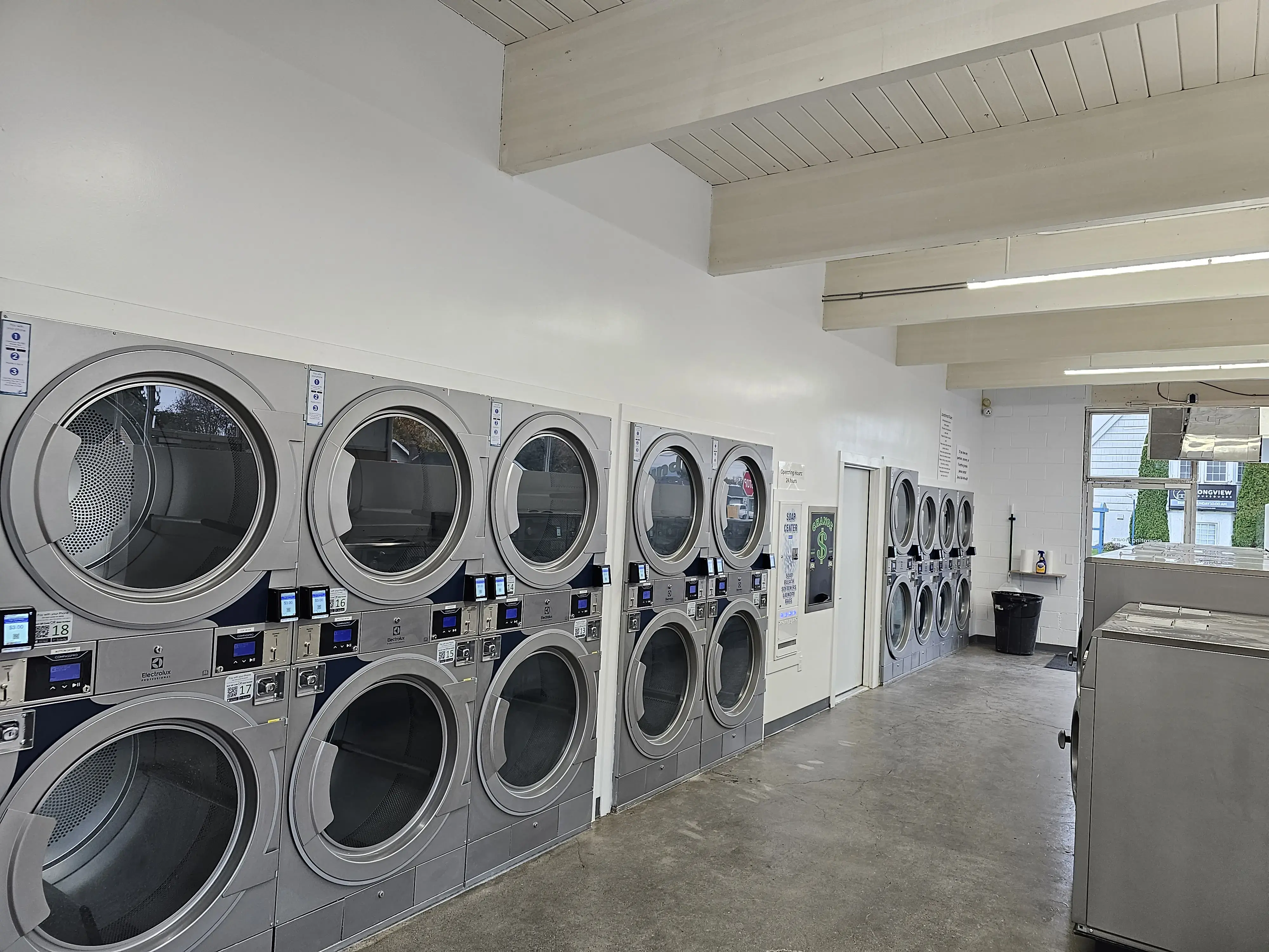 Cleanworks laundromat - Image 21