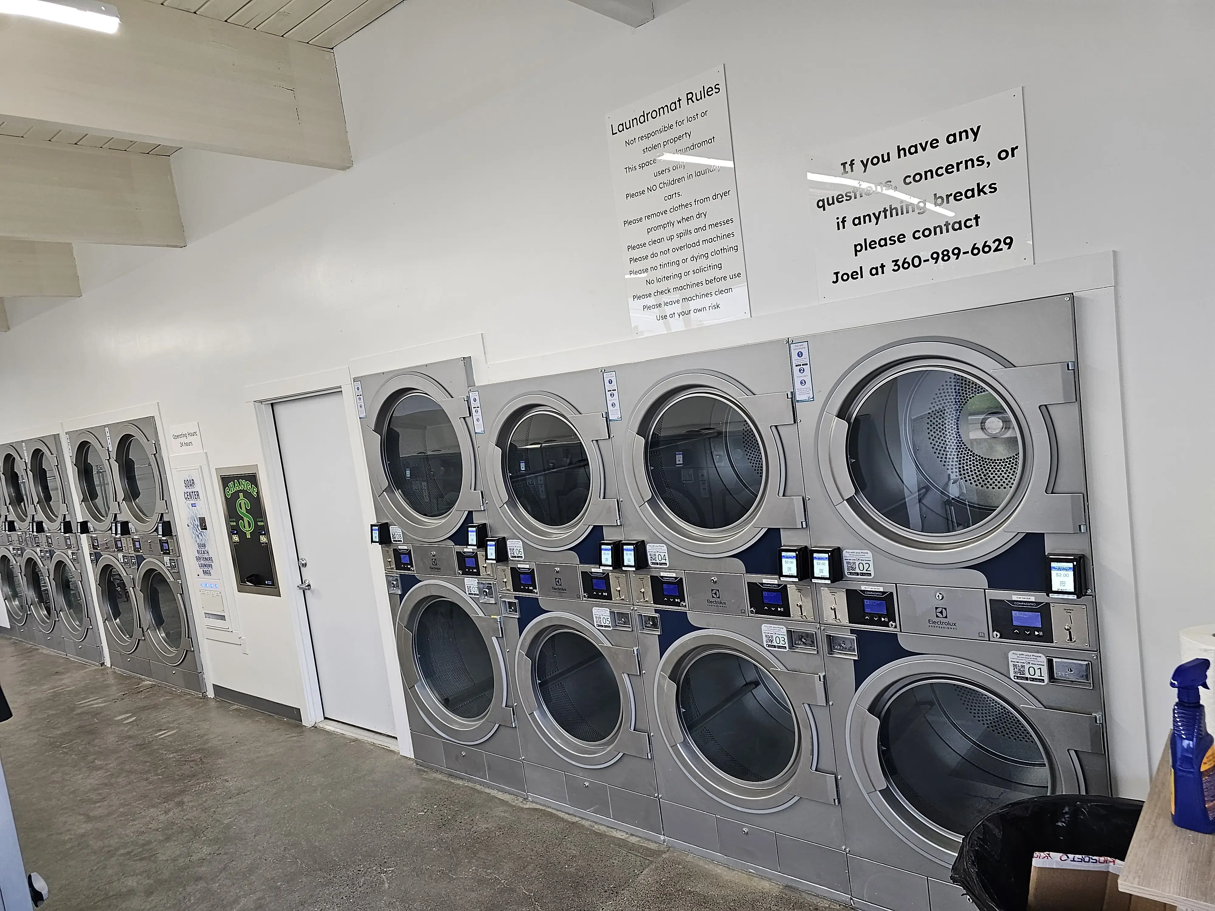 Cleanworks laundromat thumbnail 17