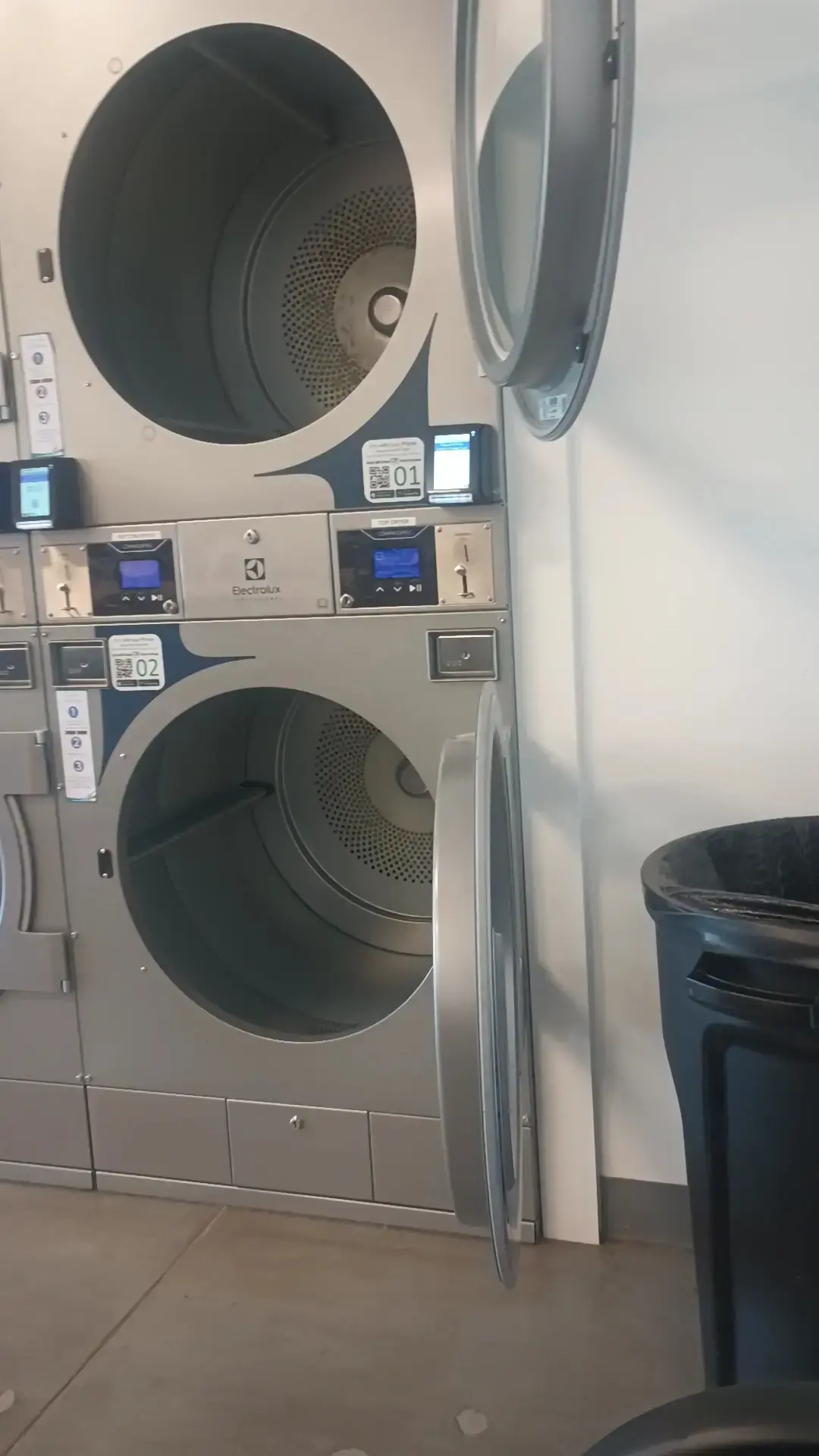 Cleanworks laundromat thumbnail 14