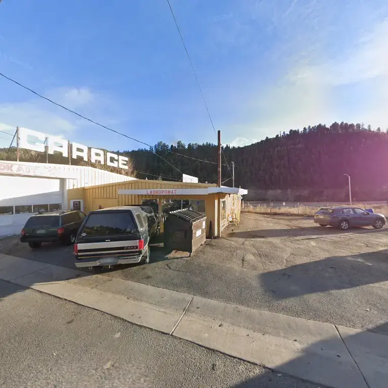 Clear Creek Laundromat - Image 10
