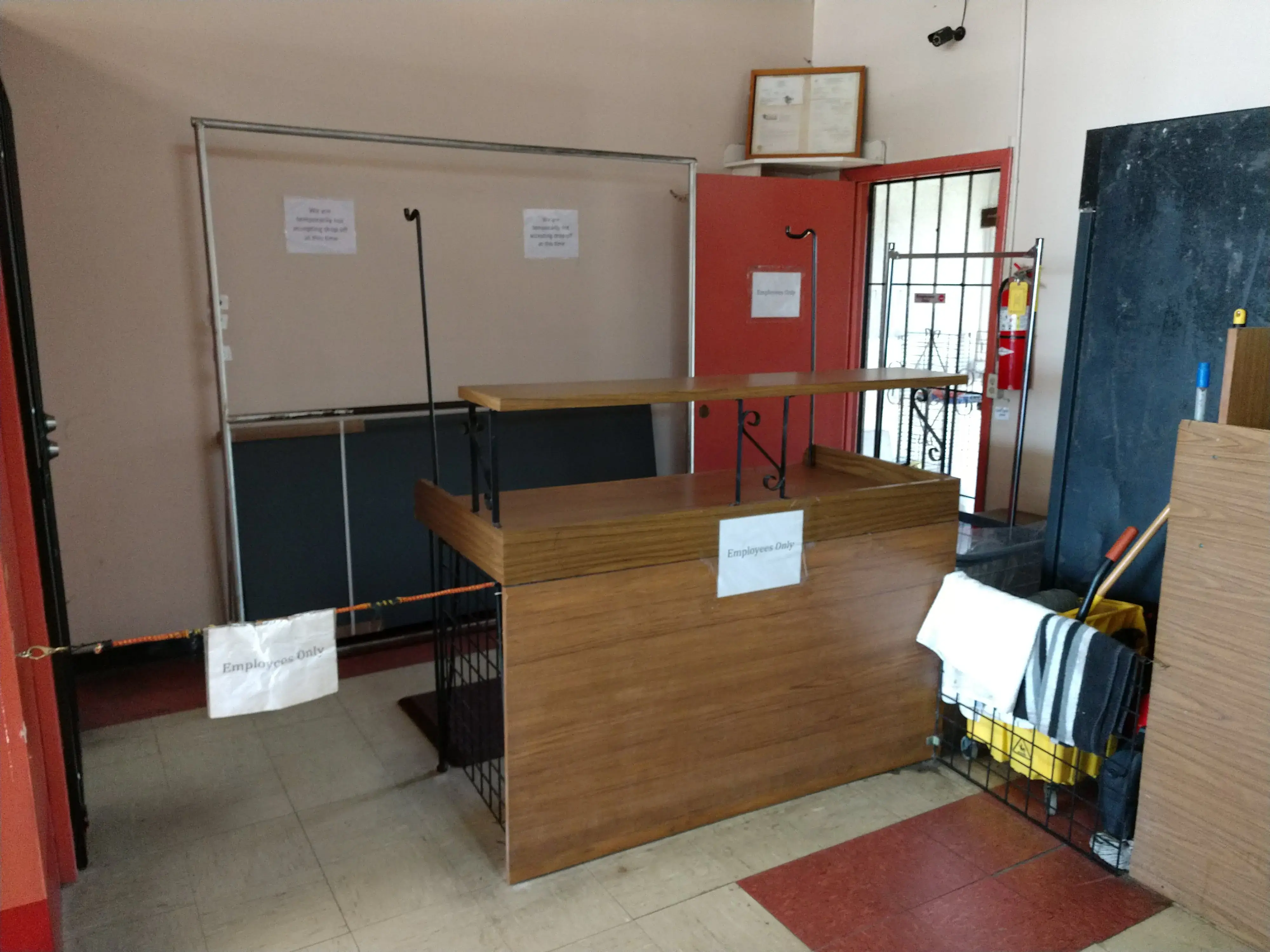 Clearlake Laundry - Image 9