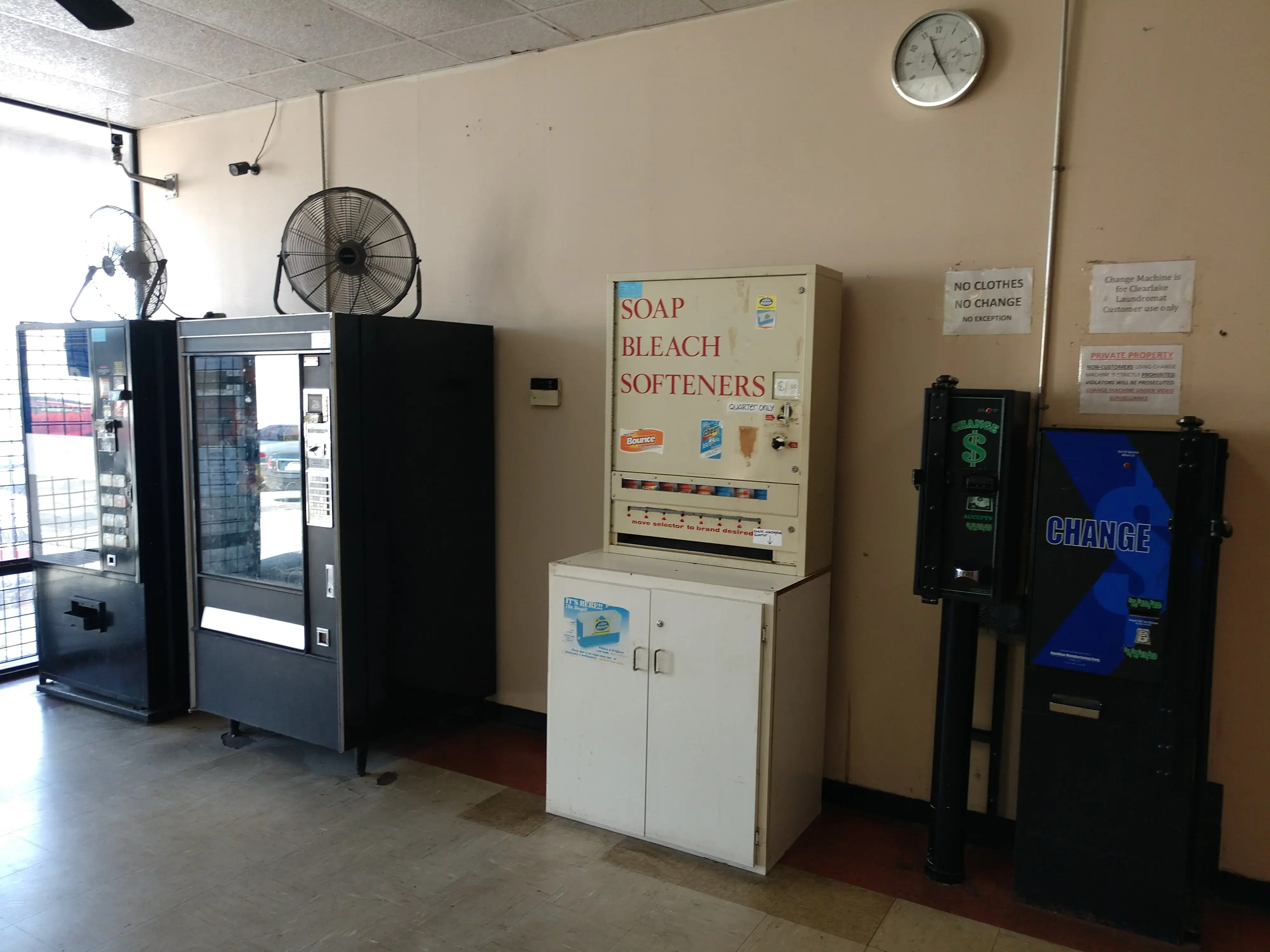 Clearlake Laundry - Image 11