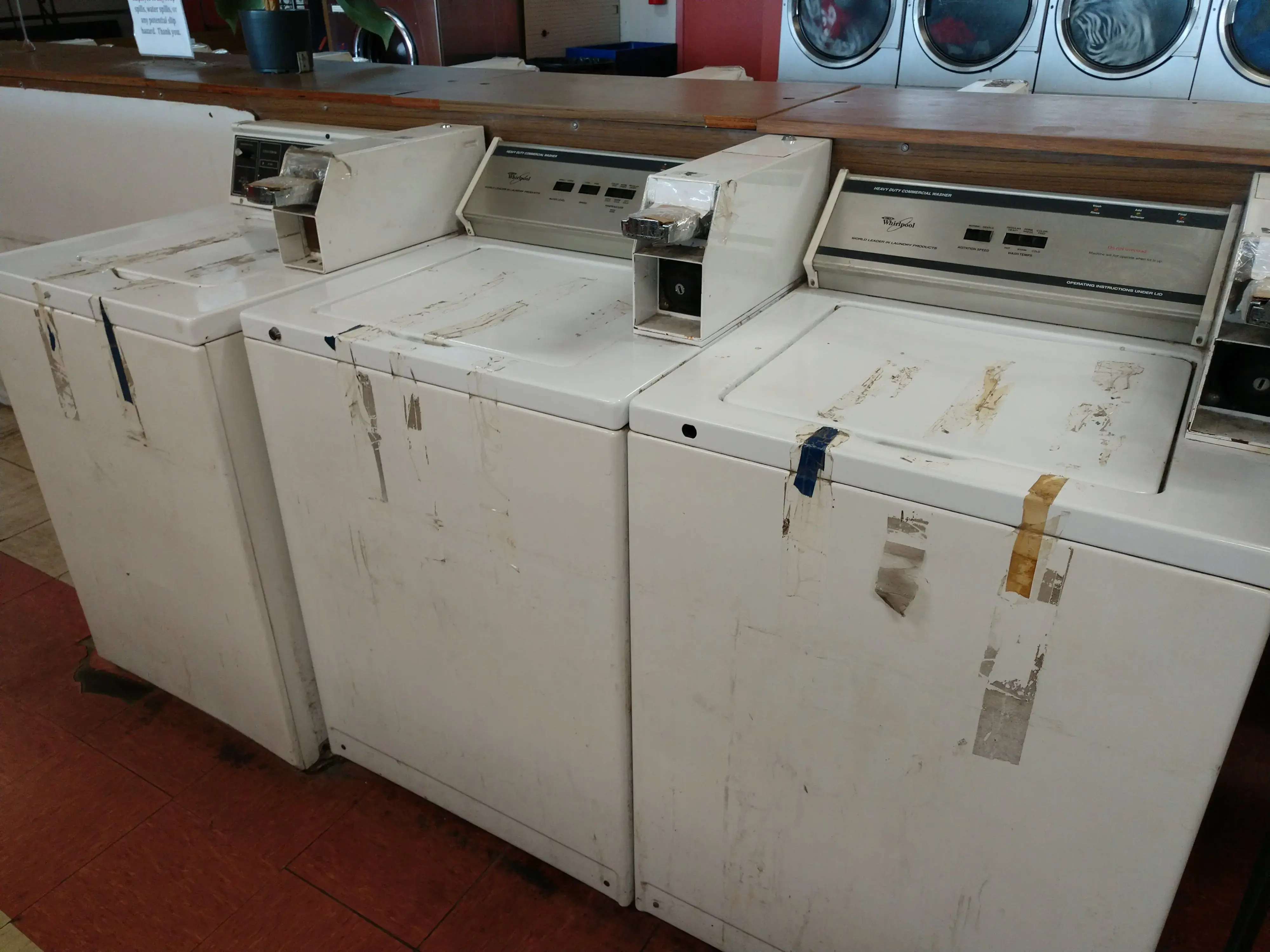 Clearlake Laundry thumbnail 7
