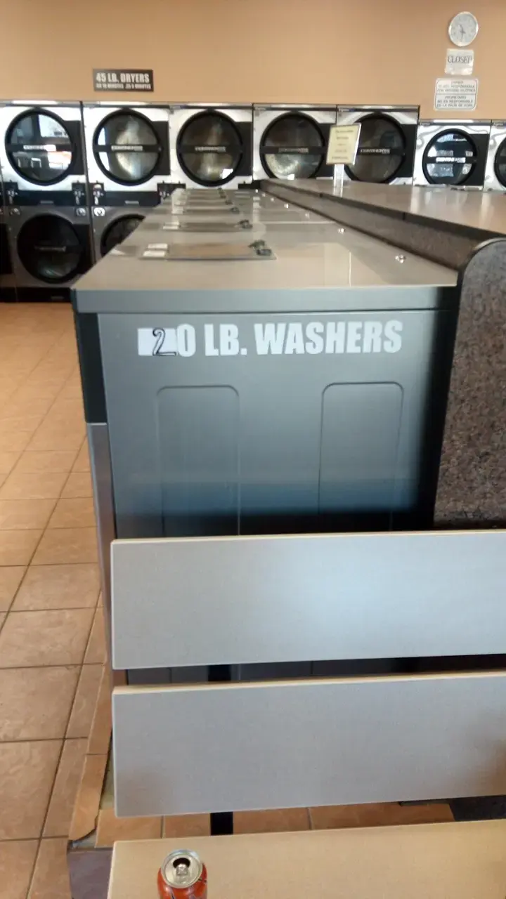 Clearwater Coin Laundry - Image 12