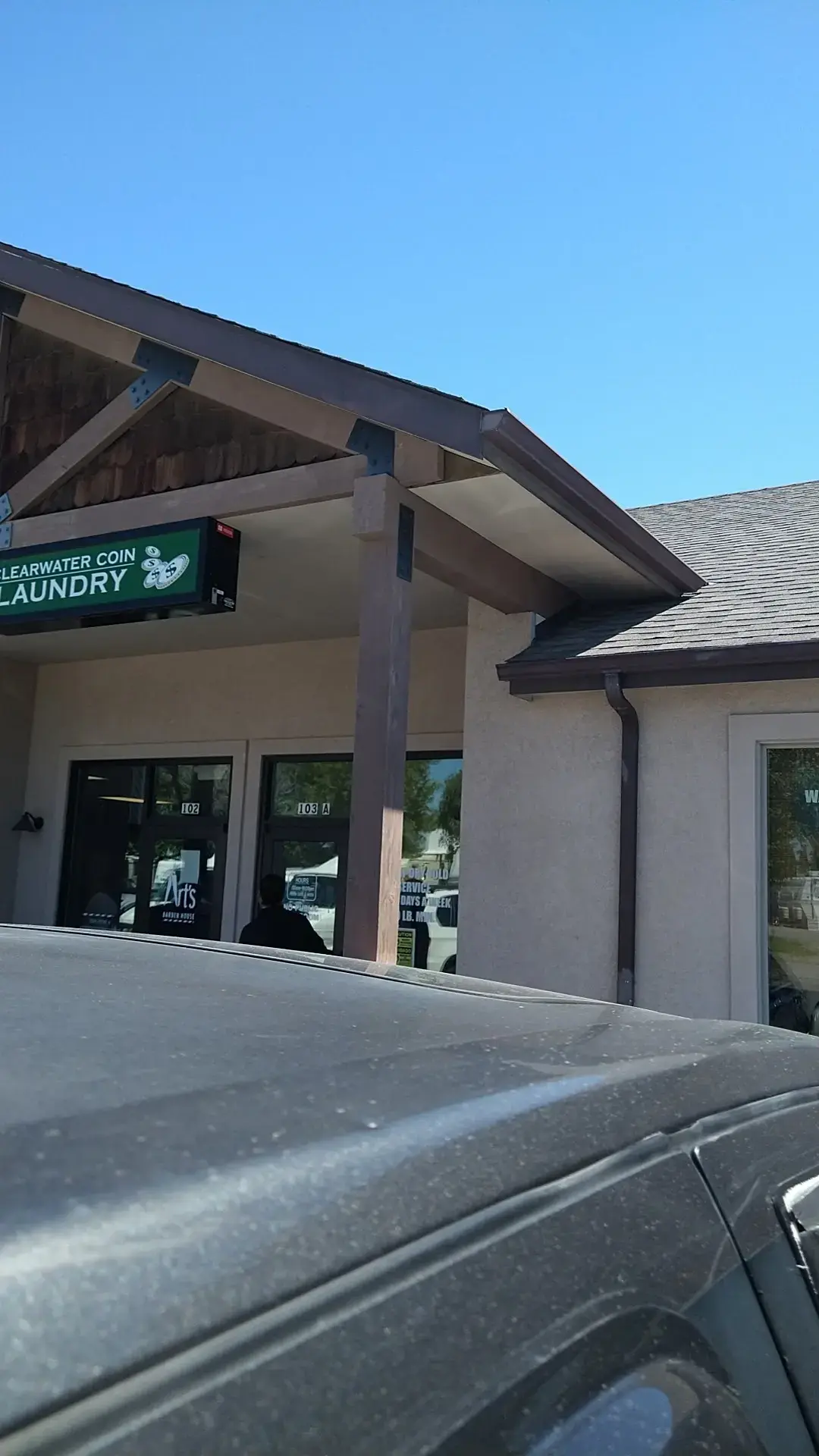 Clearwater Coin Laundry - Image 4