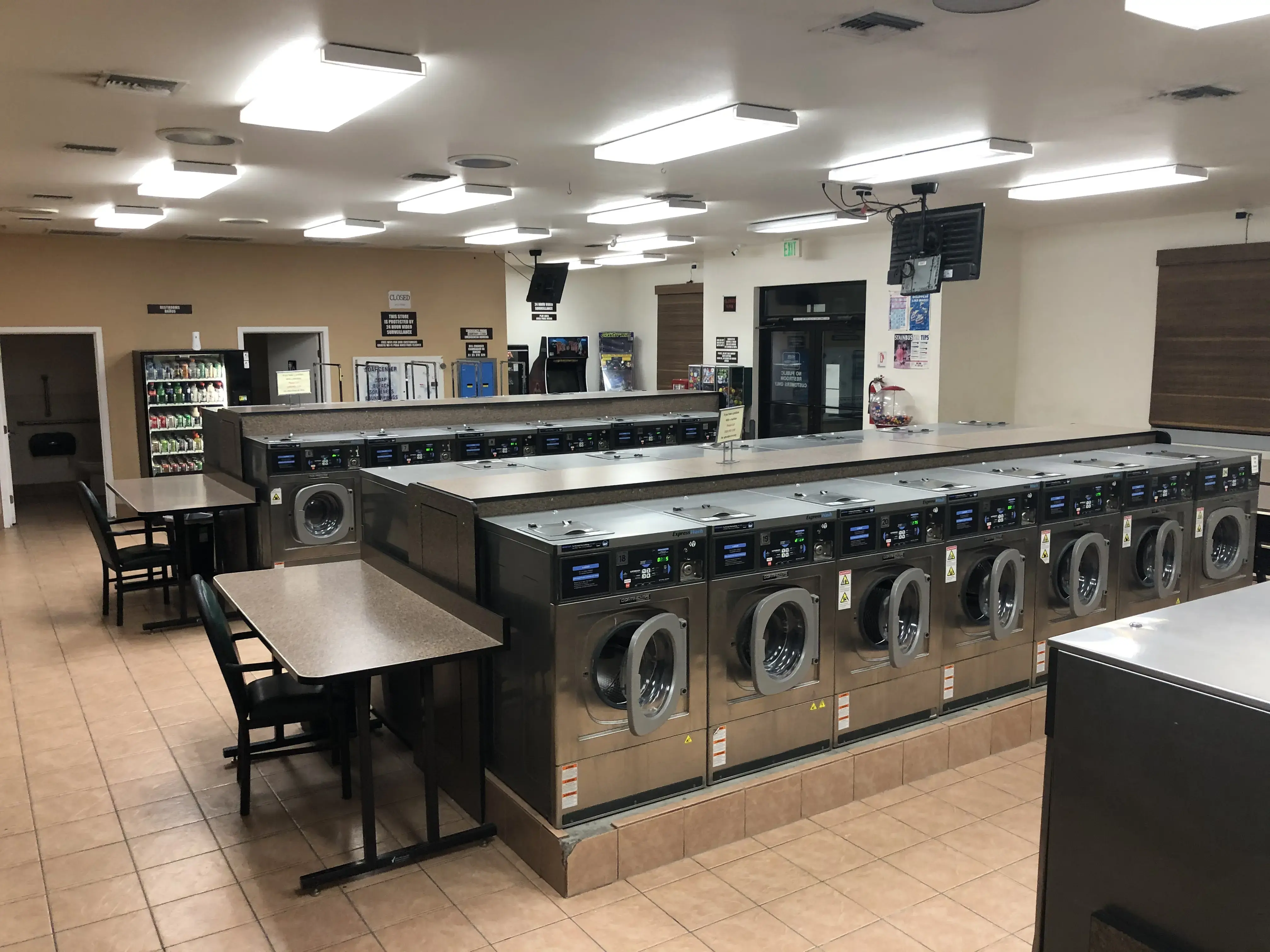 Clearwater Coin Laundry - Image 2