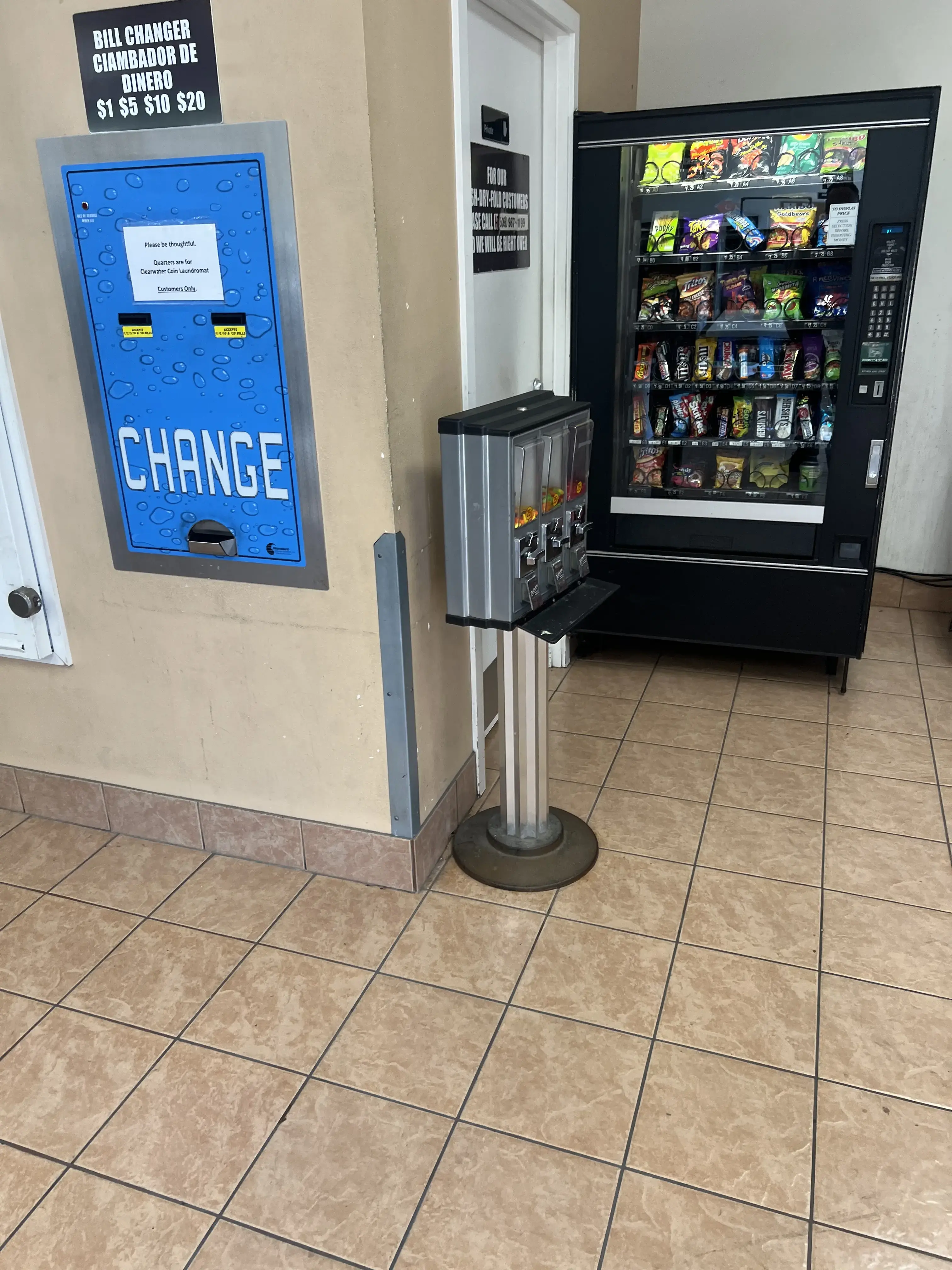 Clearwater Coin Laundry thumbnail 5