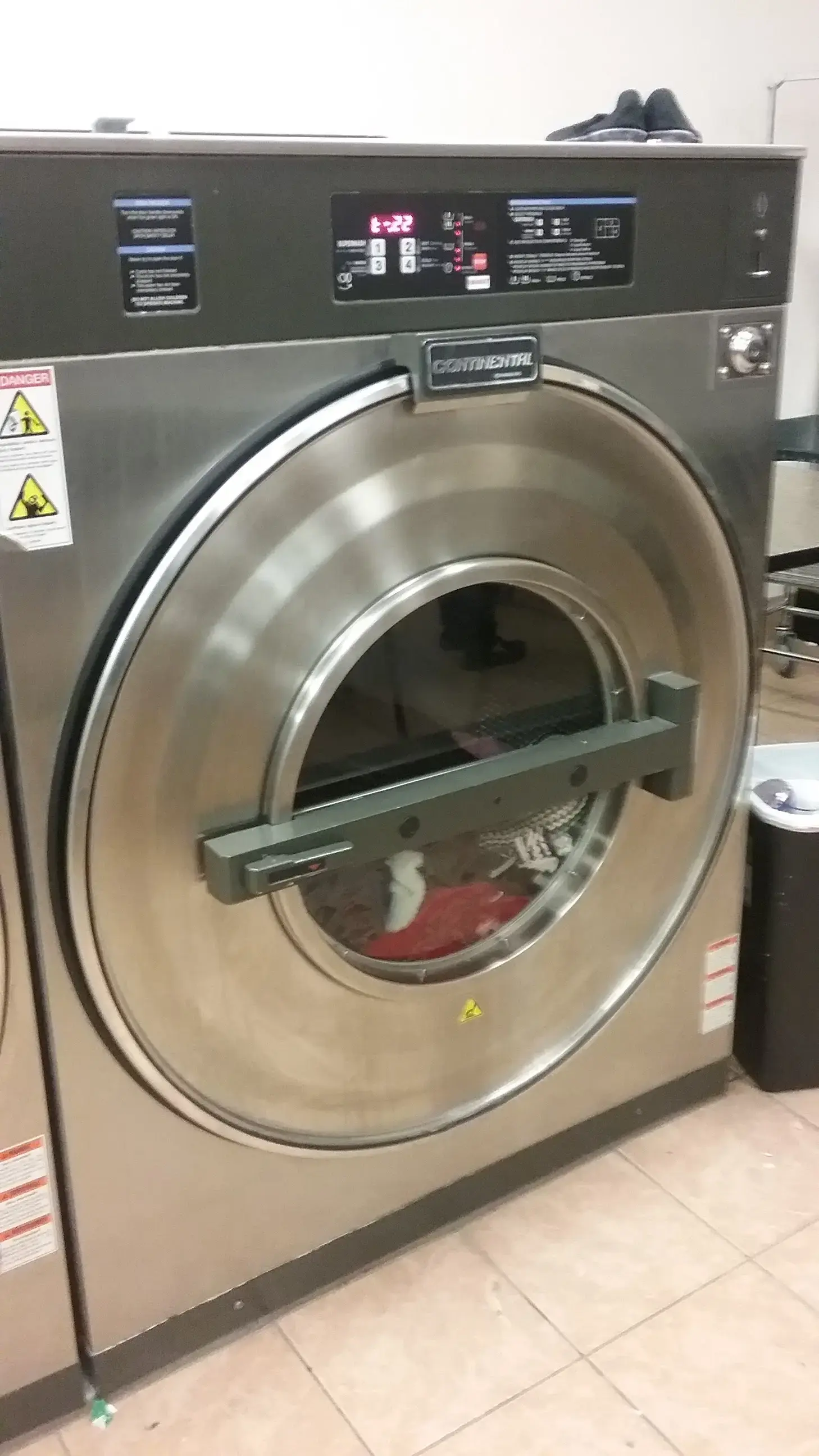 Clearwater Coin Laundry thumbnail 13
