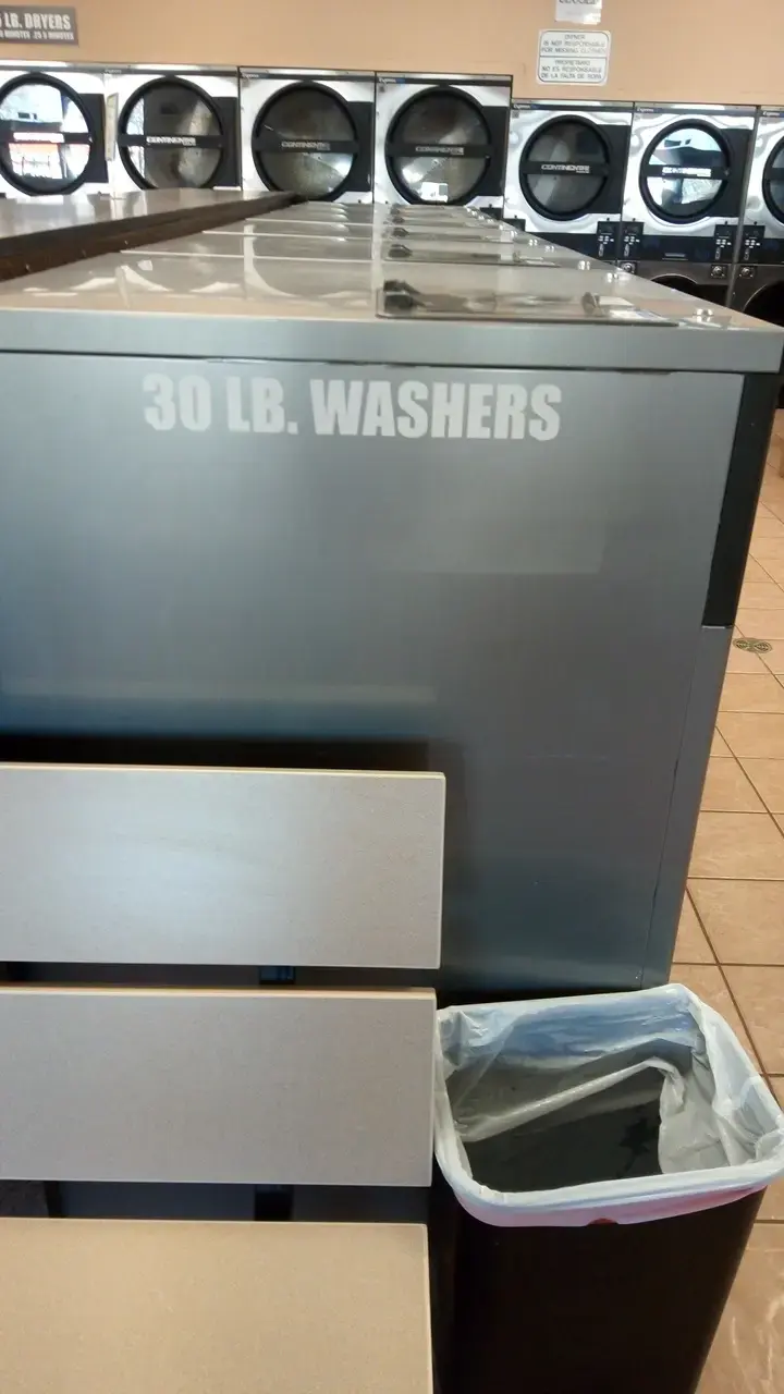 Clearwater Coin Laundry thumbnail 20