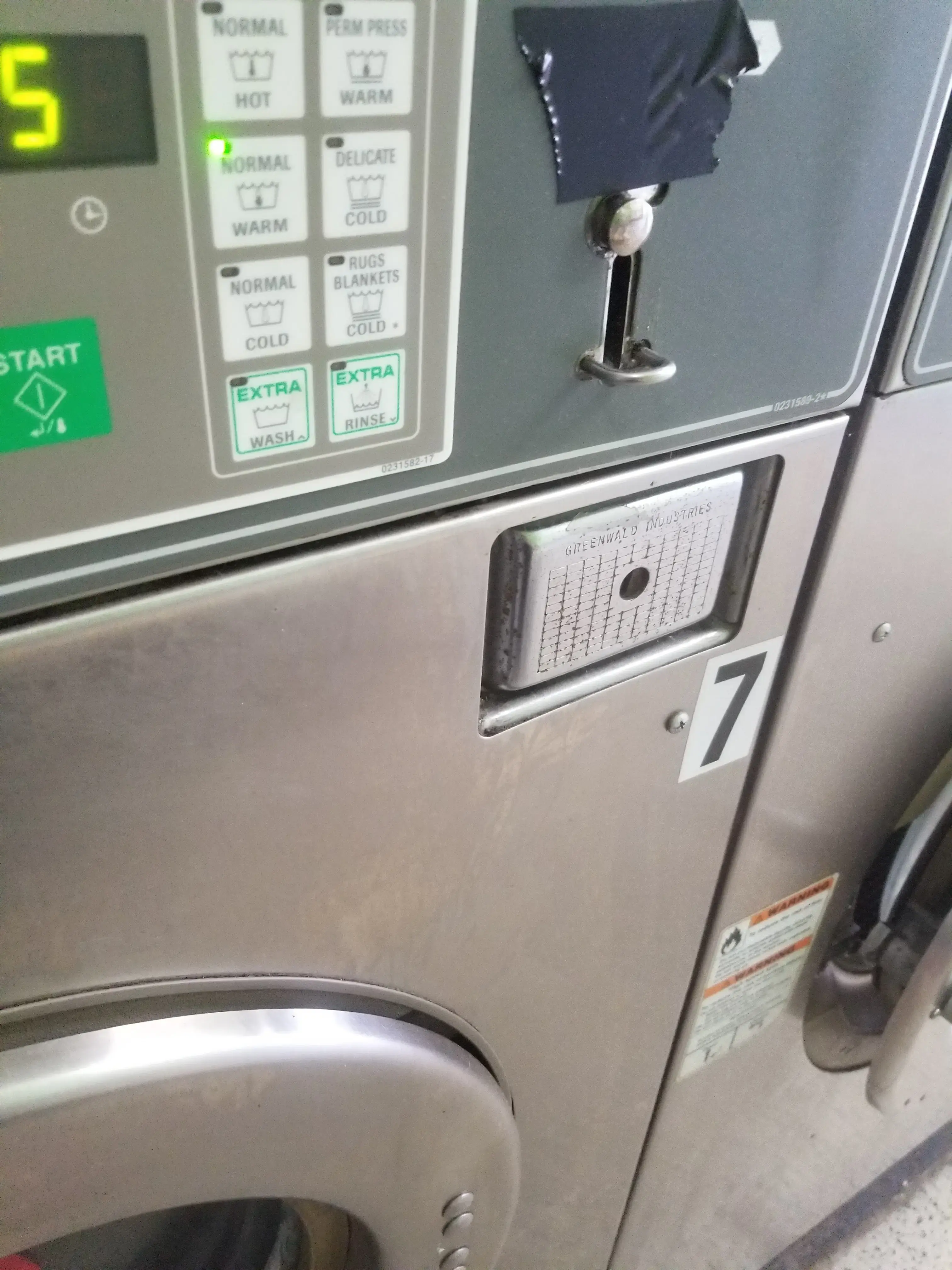 Clearwater Laundromat thumbnail 8