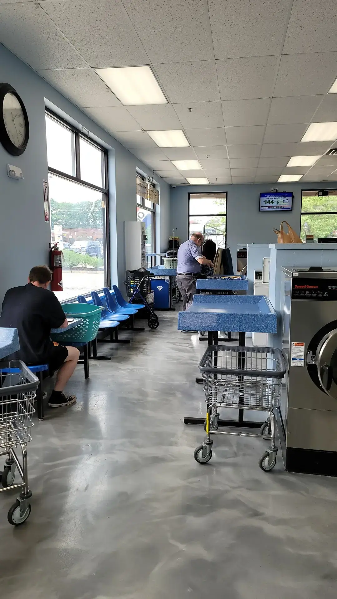 Cleary Cleaners Laundromat & Dry Cleaners thumbnail 11