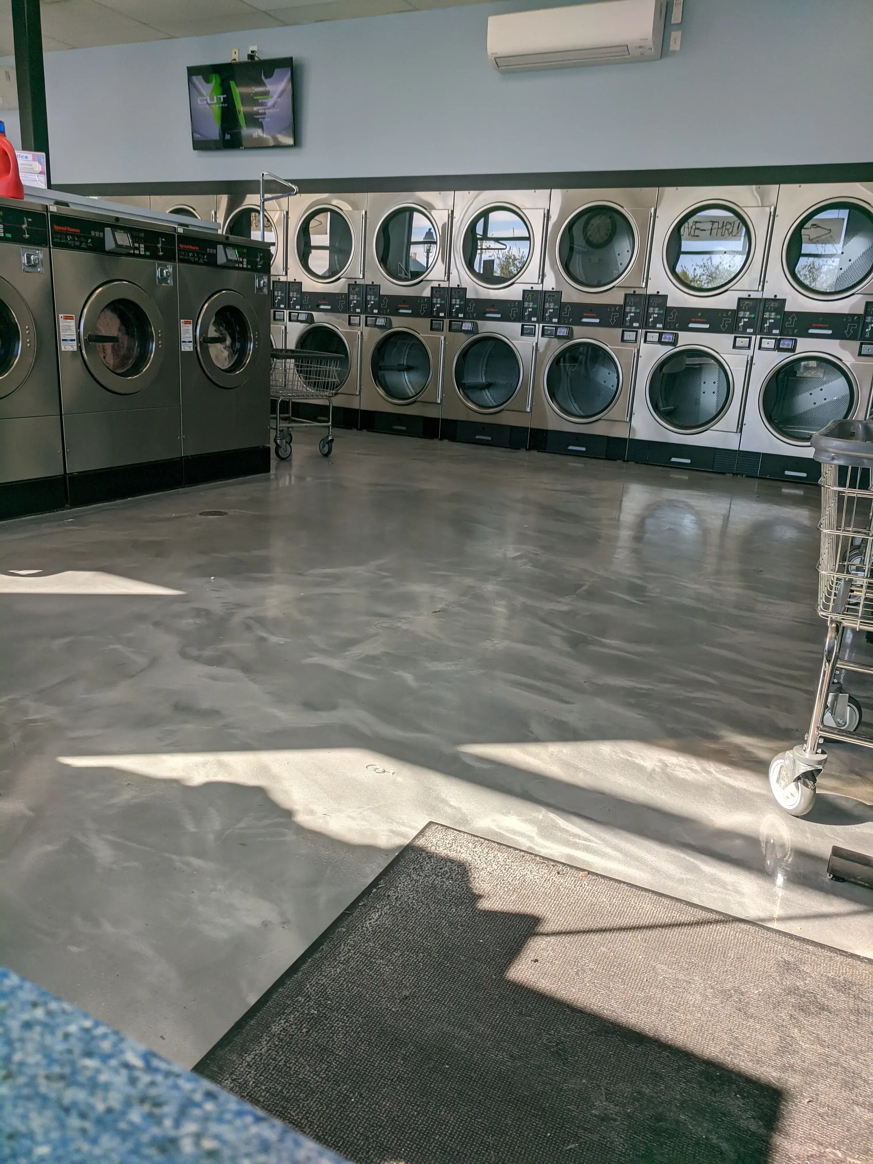 Cleary Cleaners Laundromat & Dry Cleaners - Image 15