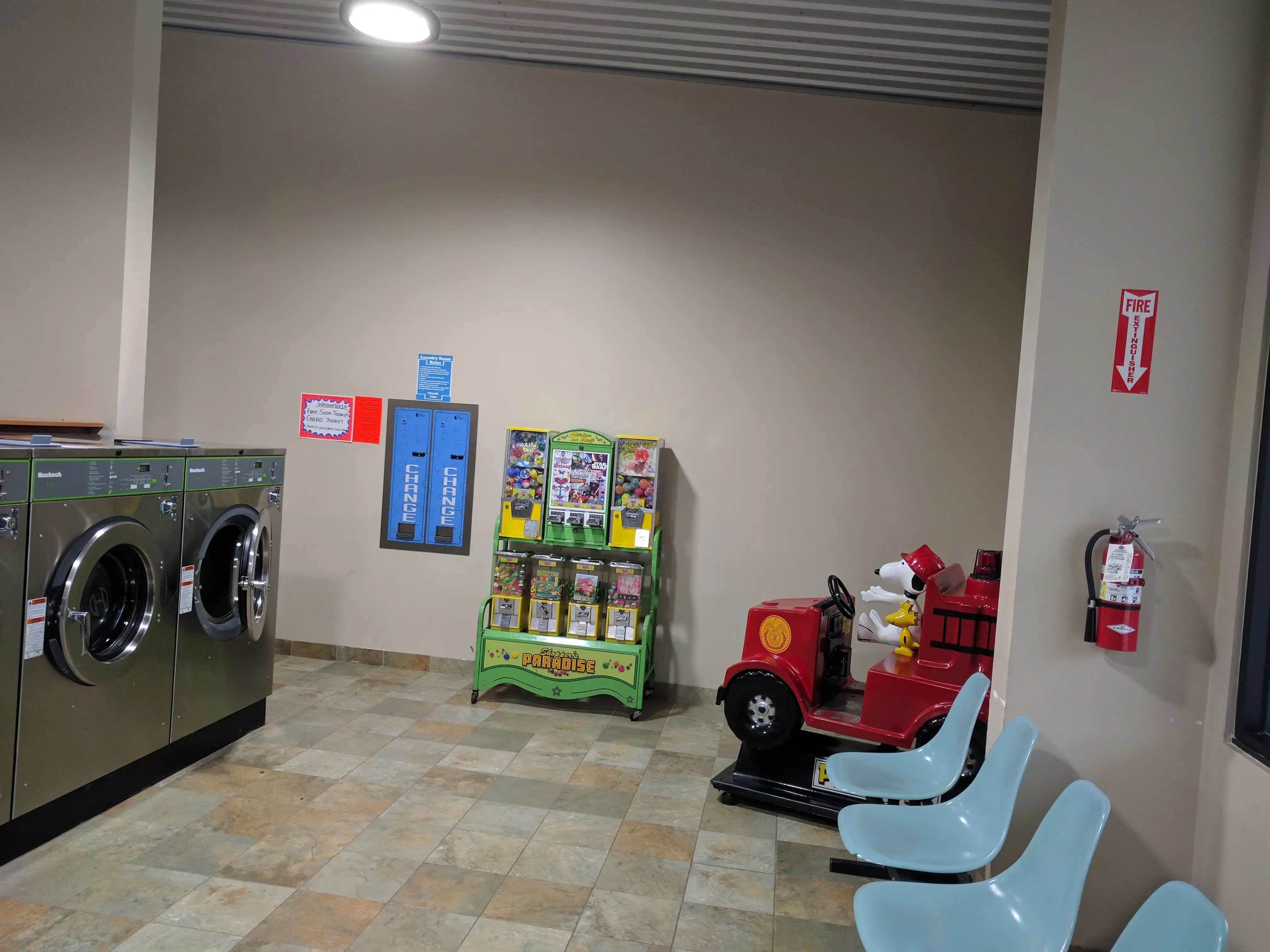 Cleveland Market Laundromat - Image 3