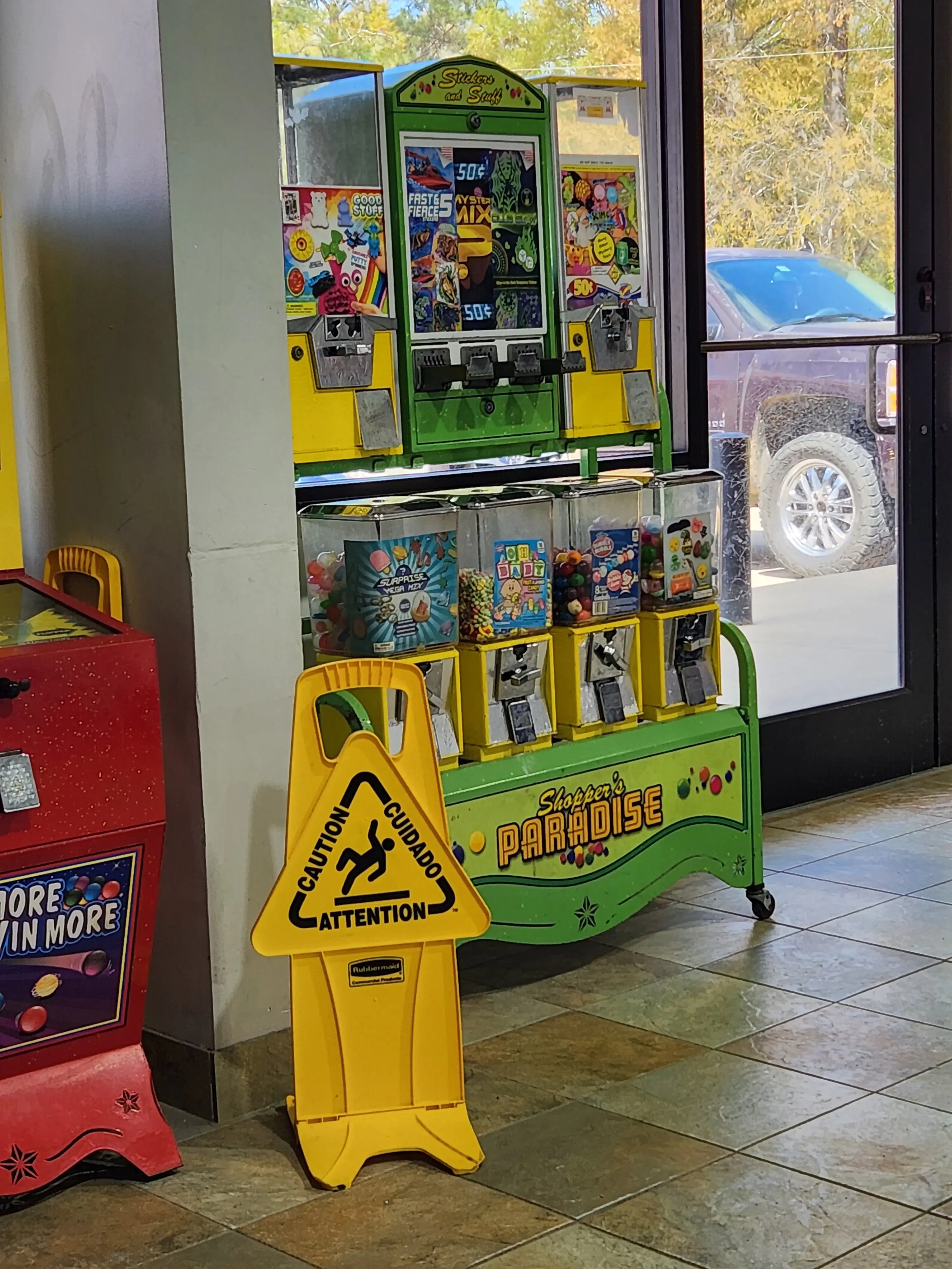 Cleveland Market Laundromat - Image 4