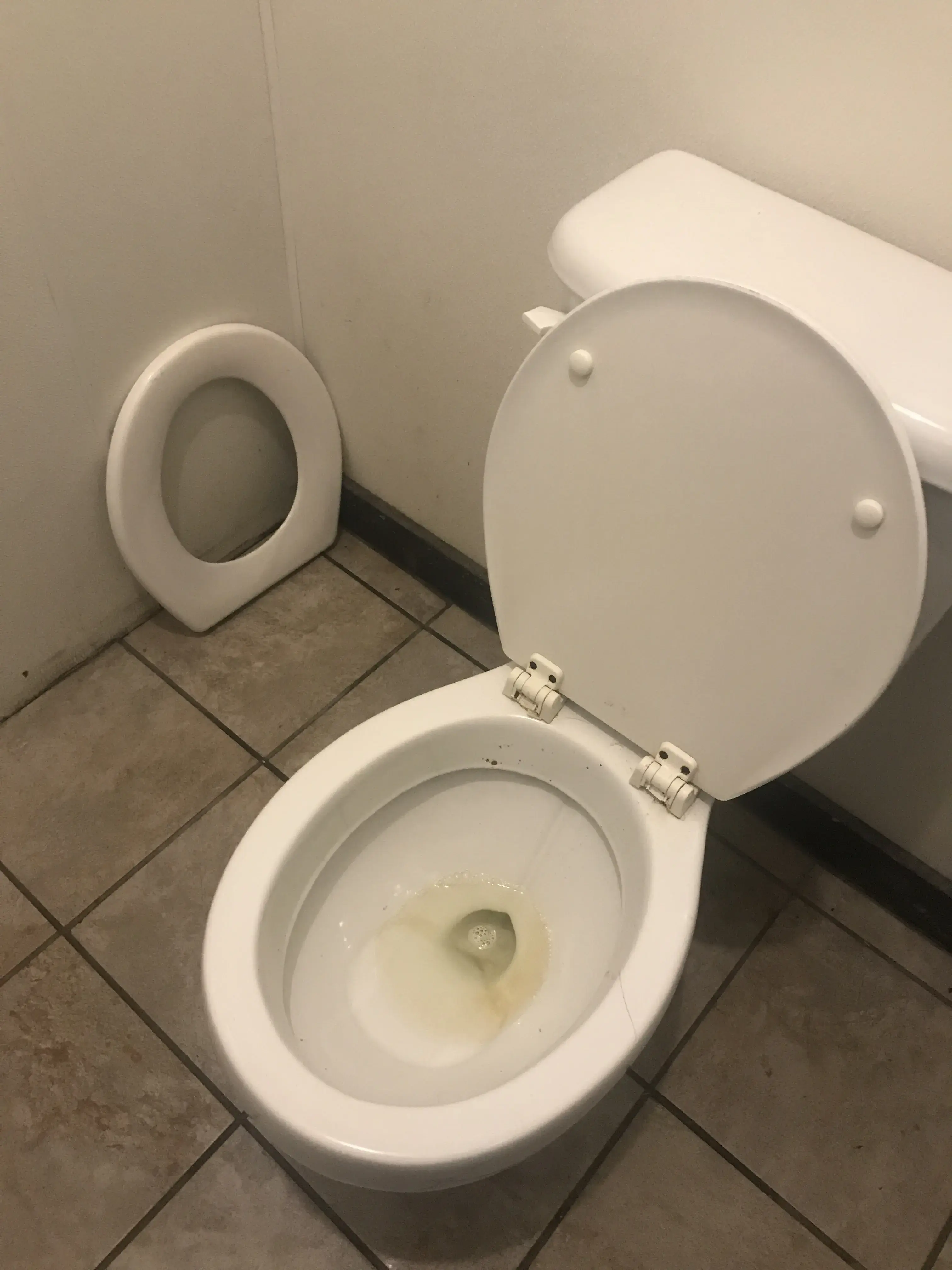 Clifton Forge Laundry Land Laundromat thumbnail 6