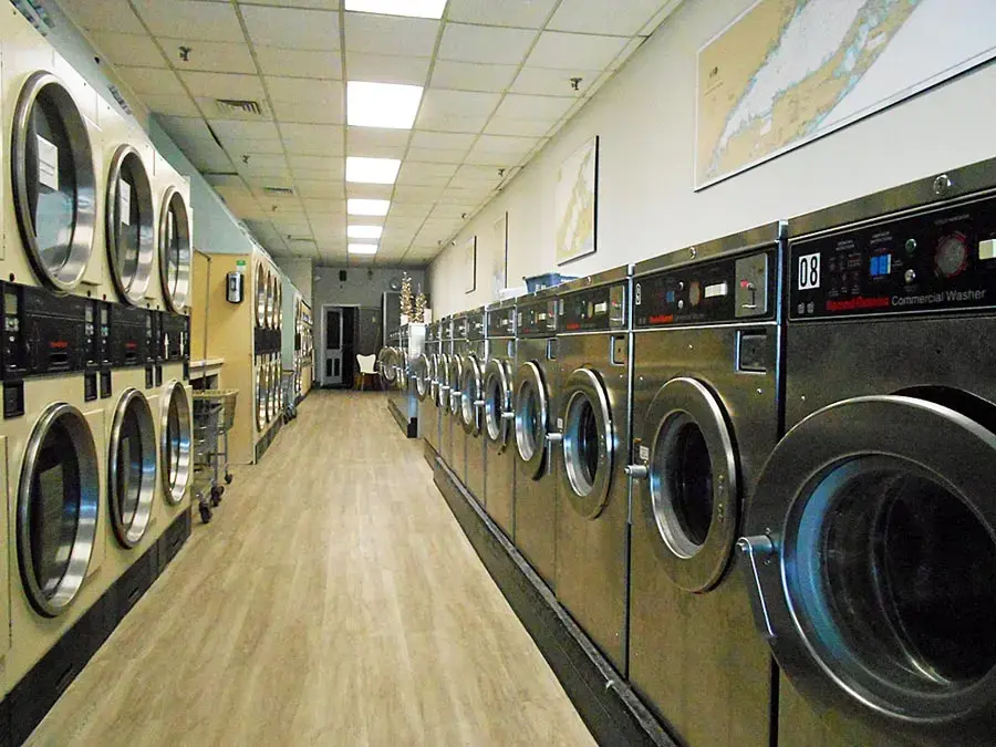 Clinton Laundromat thumbnail 1