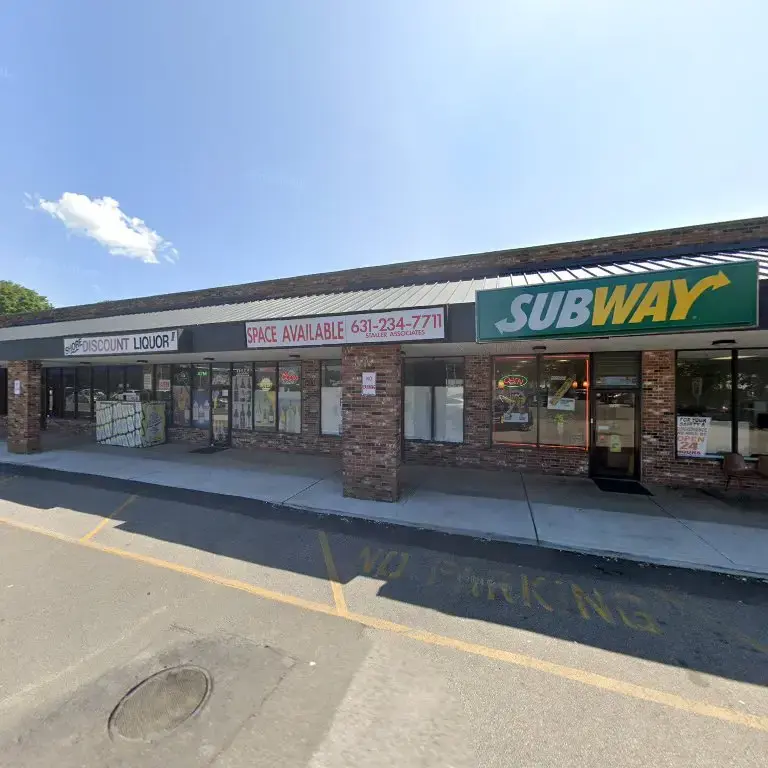 Clinton Laundromat - Image 11