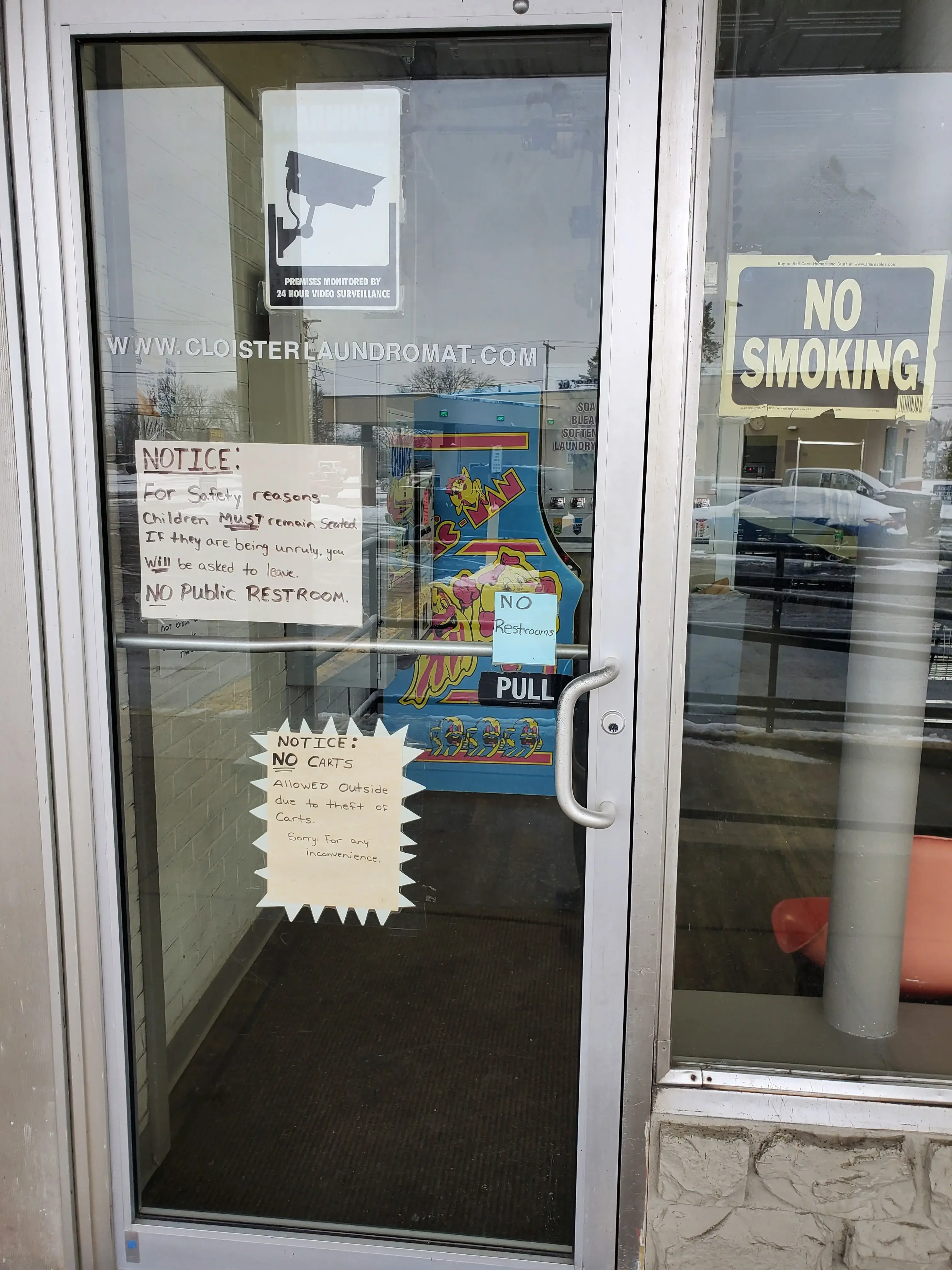 Cloister Laundromat - Image 13