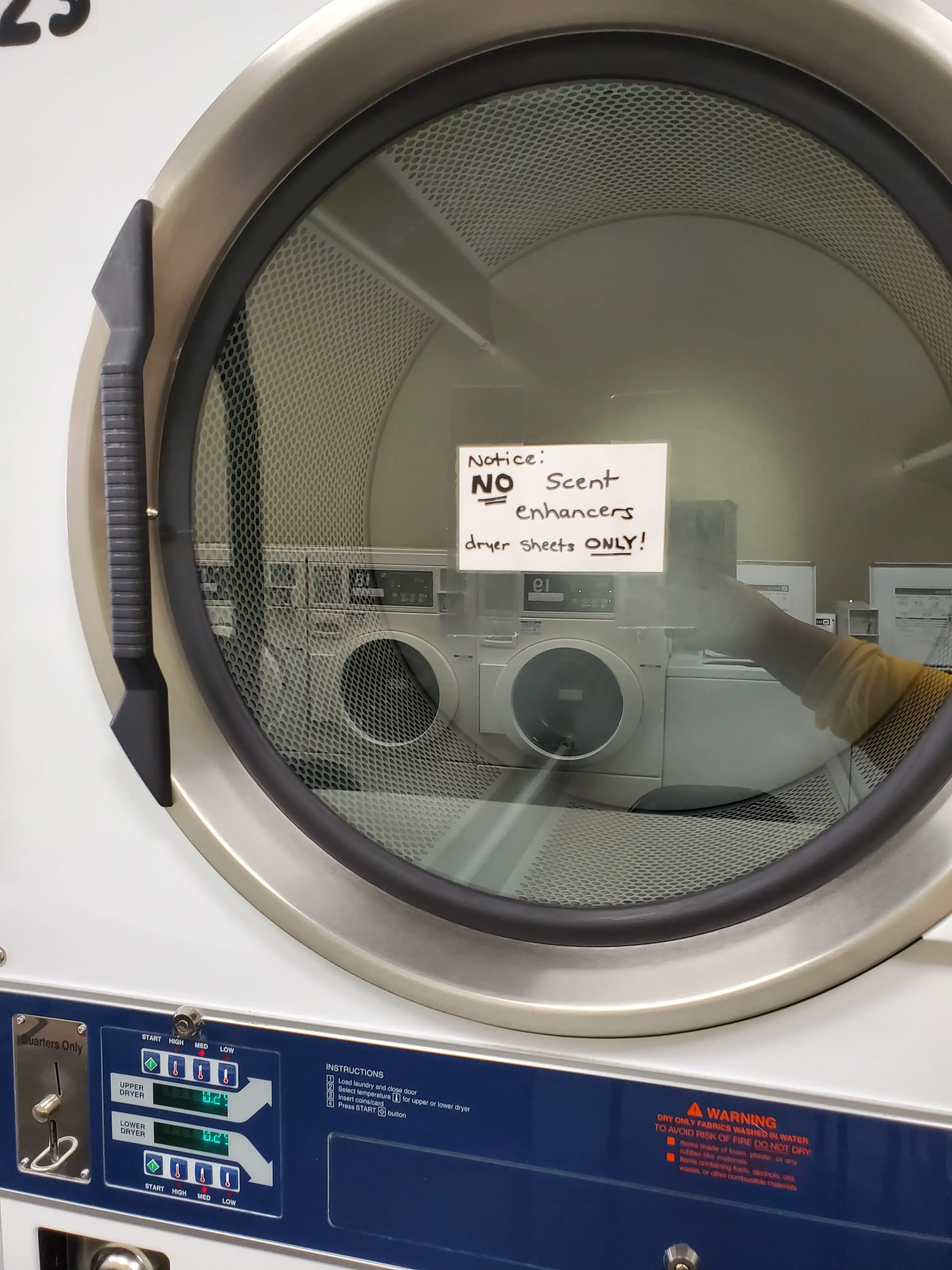 Cloister Laundromat - Image 11