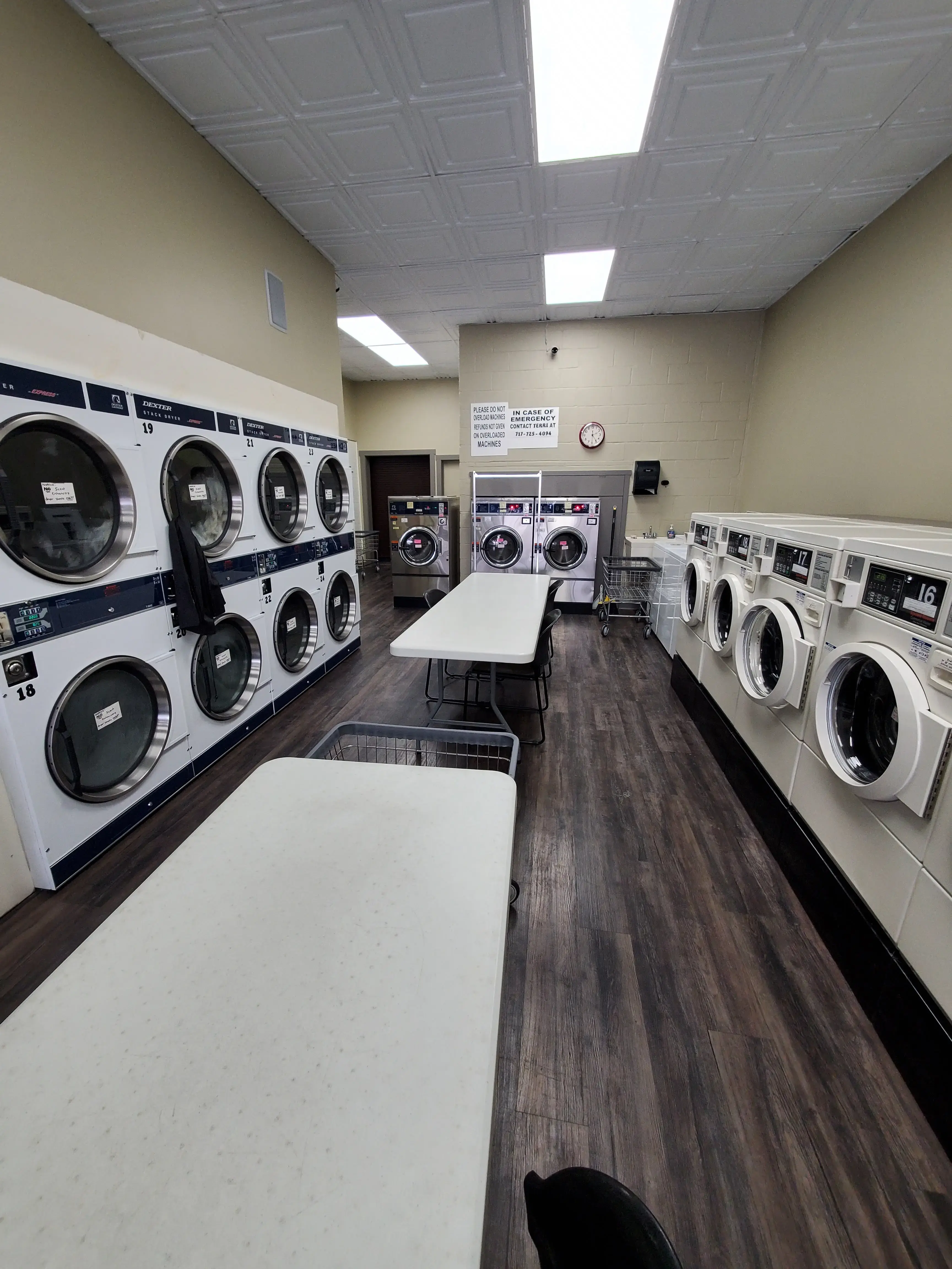 Cloister Laundromat - Image 19