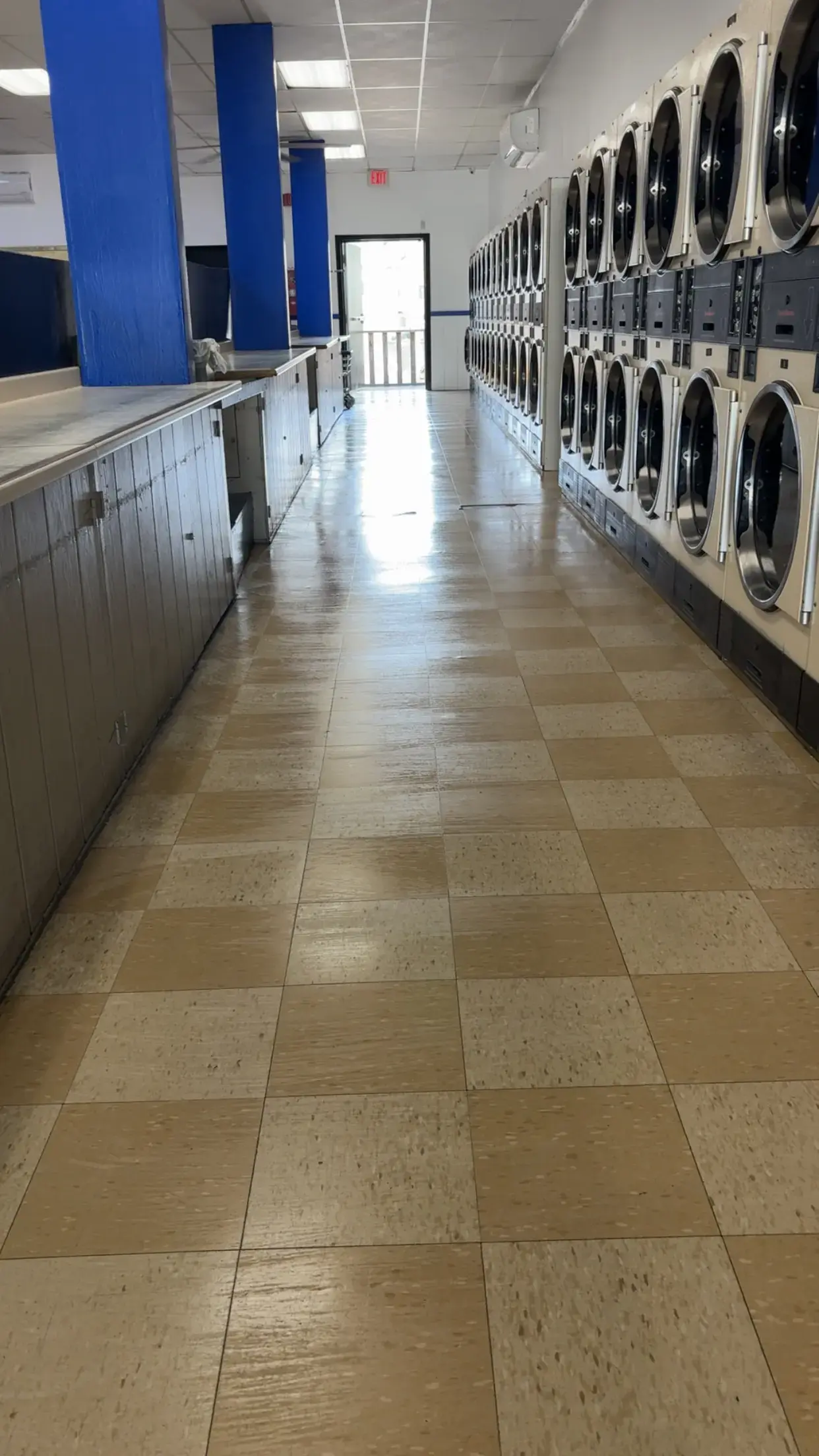 Clothes-Pin Laundry thumbnail 4