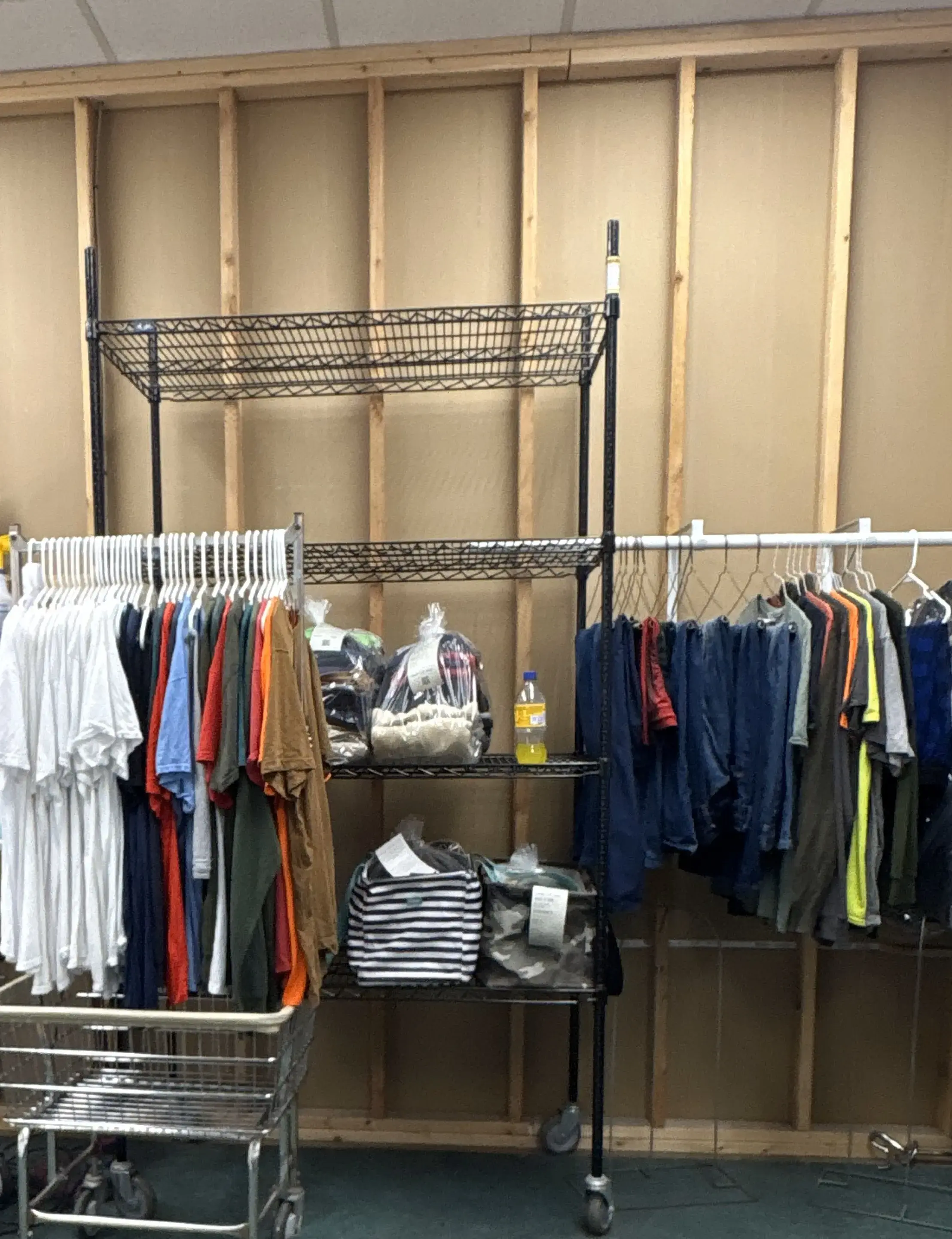 Clothes-Pin Laundry location