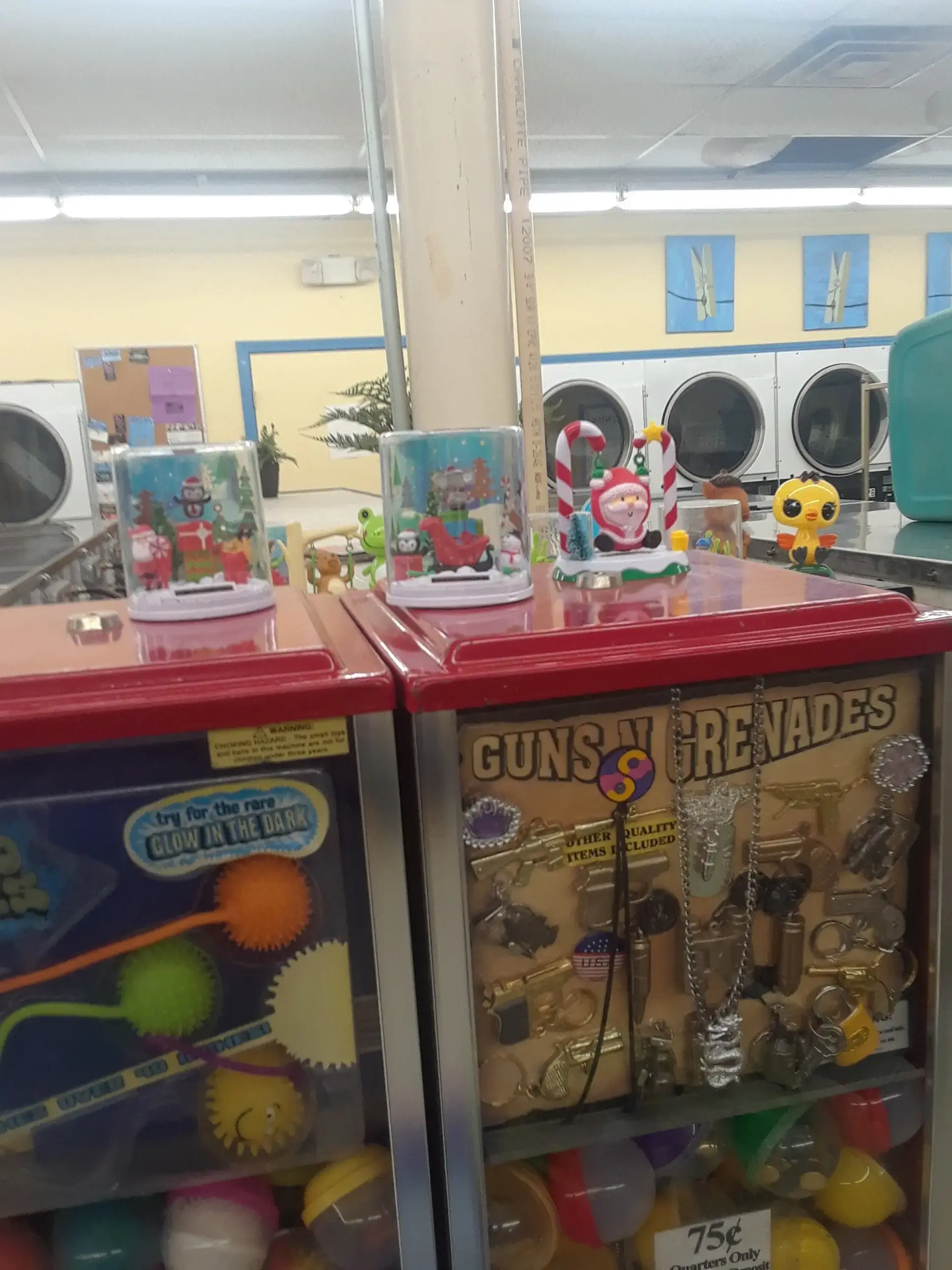 Clothesline Laundromat at Poinciana thumbnail 11