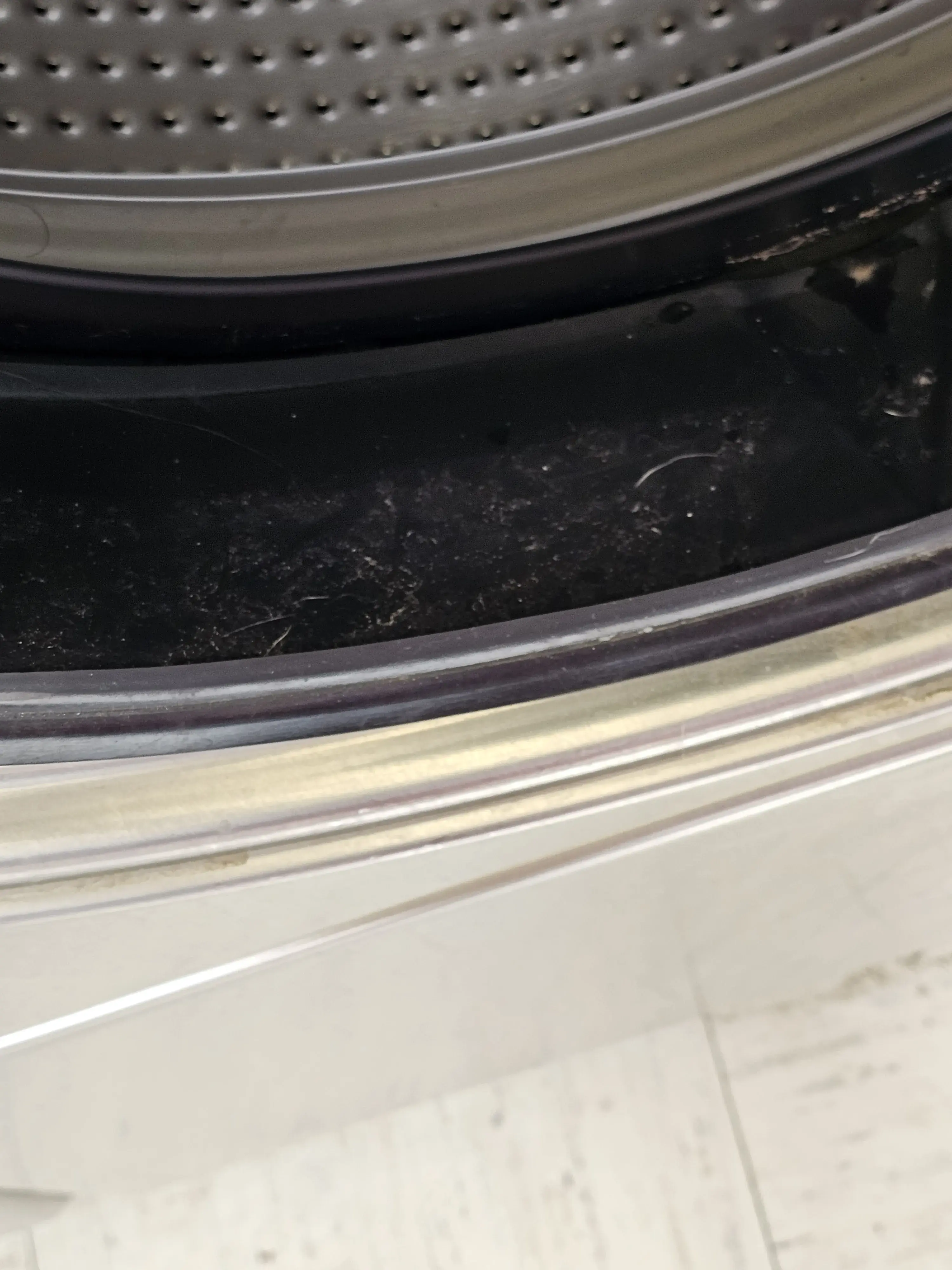 Clothesline Laundromat at Poinciana - Image 12