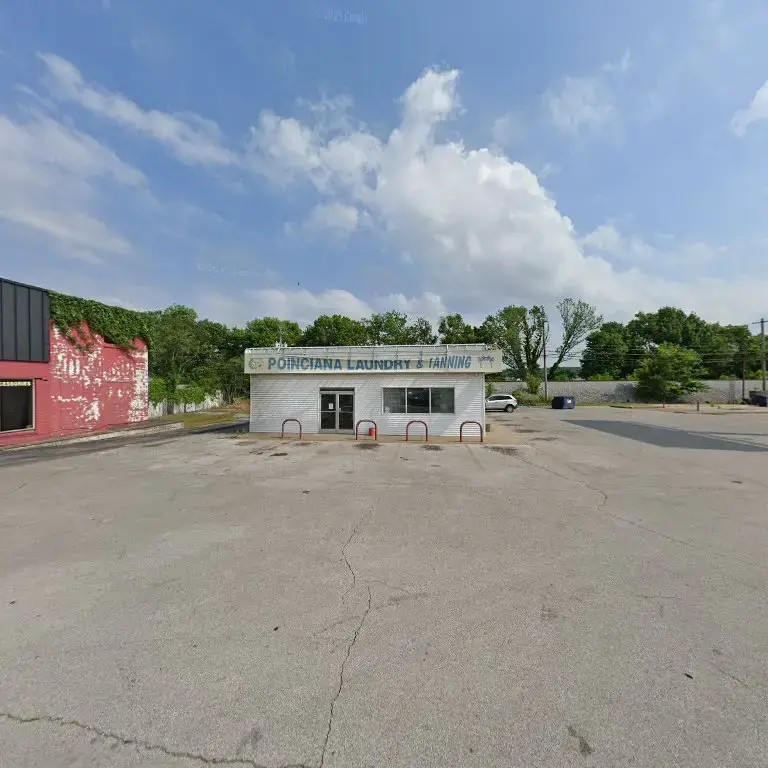 Clothesline Laundromat at Poinciana - Image 18