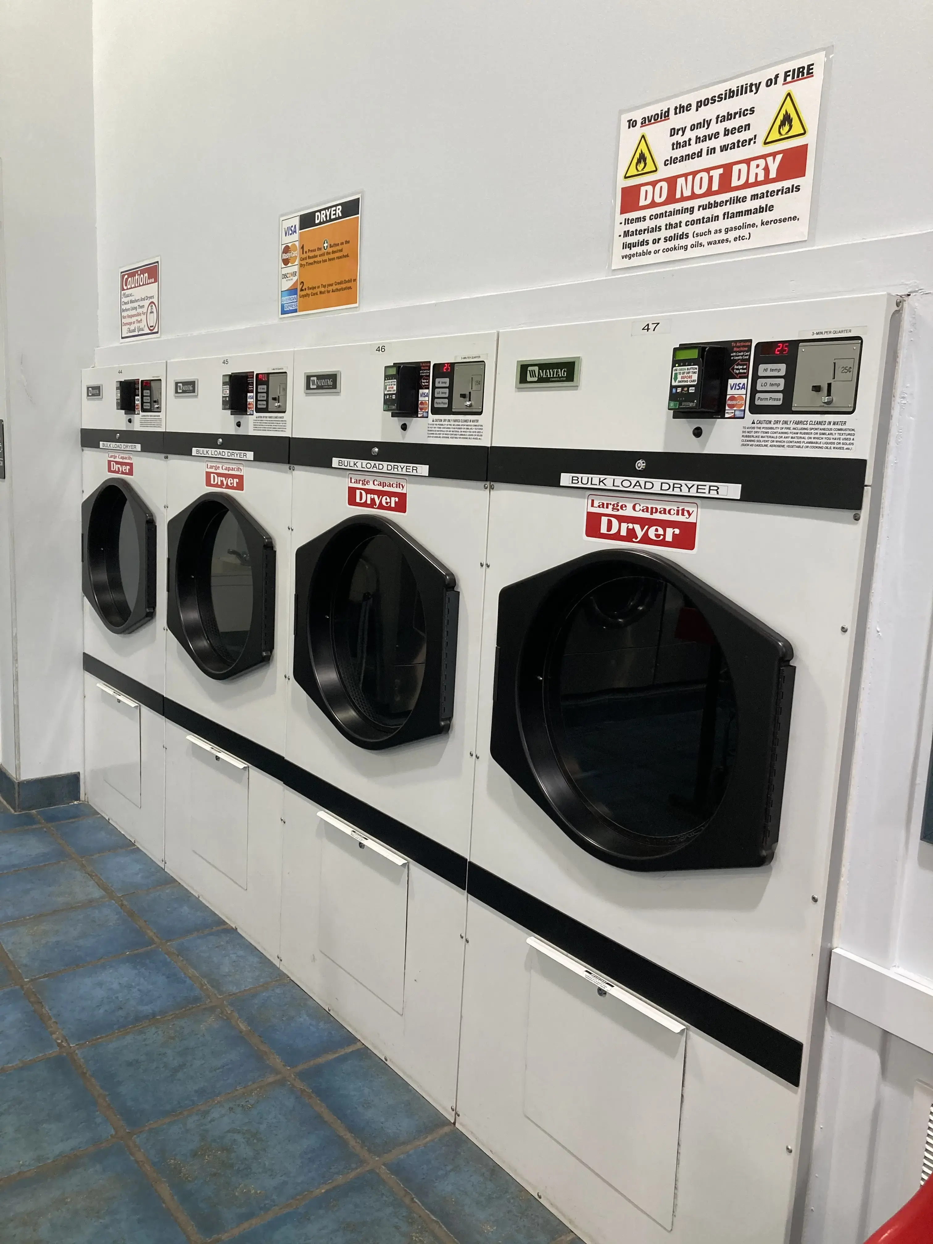 Clothesline Laundromat thumbnail 19