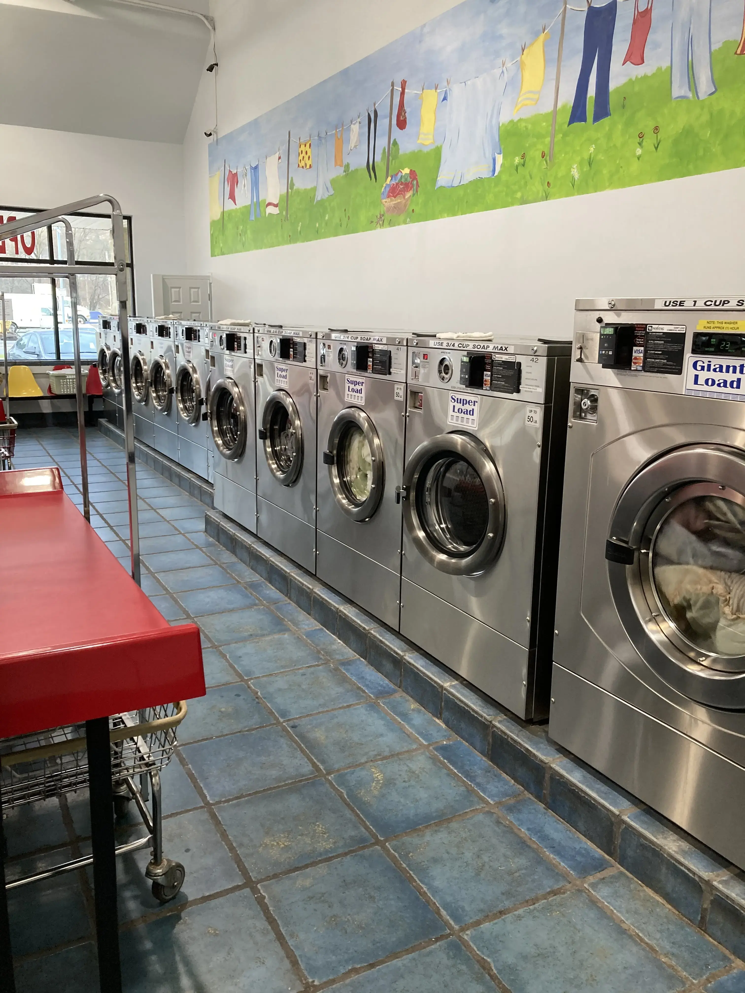 Clothesline Laundromat thumbnail 20