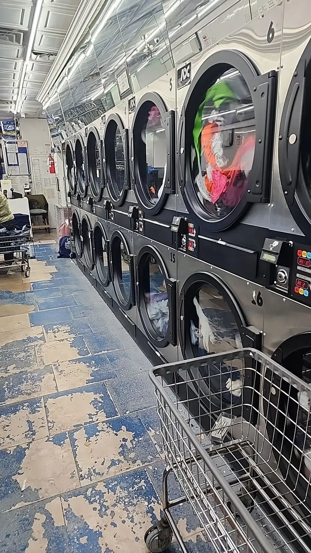 Clothesline Laundromat & Dry Cleaners thumbnail 6