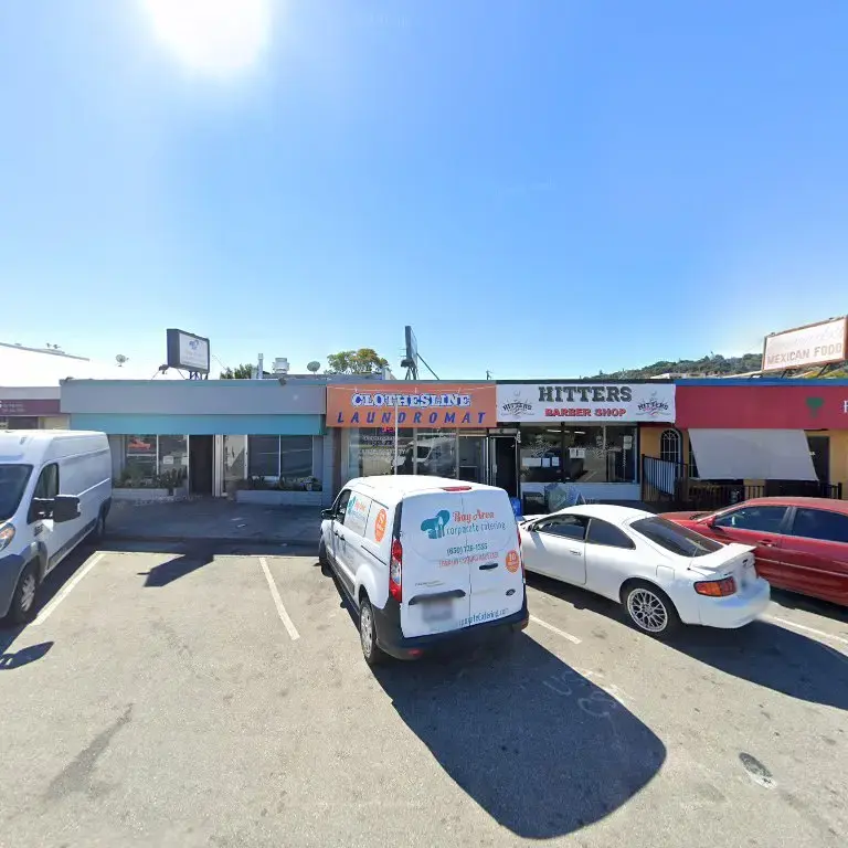 Clothesline Laundromat - Image 1