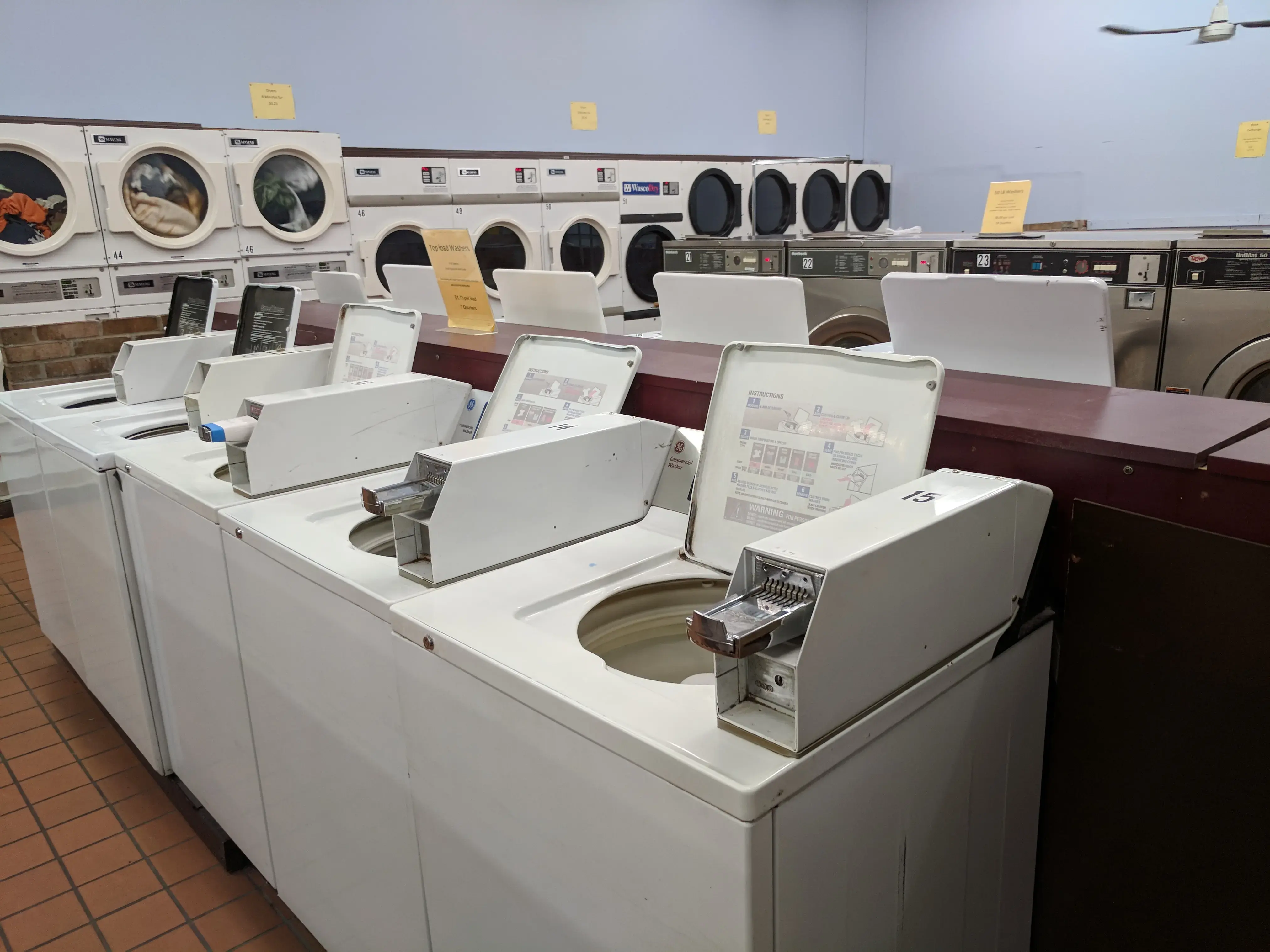 Clothesline Laundromat - Image 7