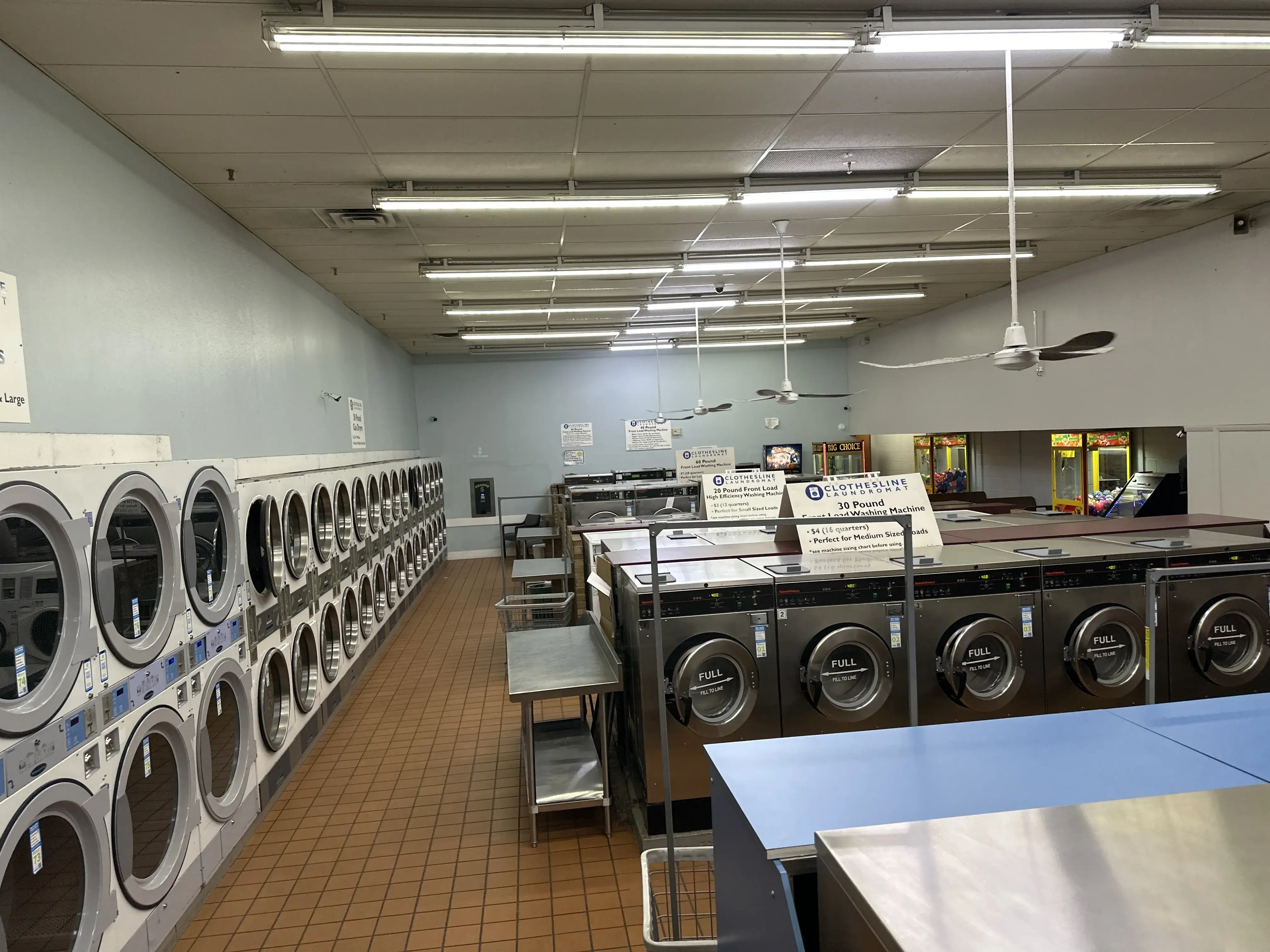 Clothesline Laundromat - Image 3