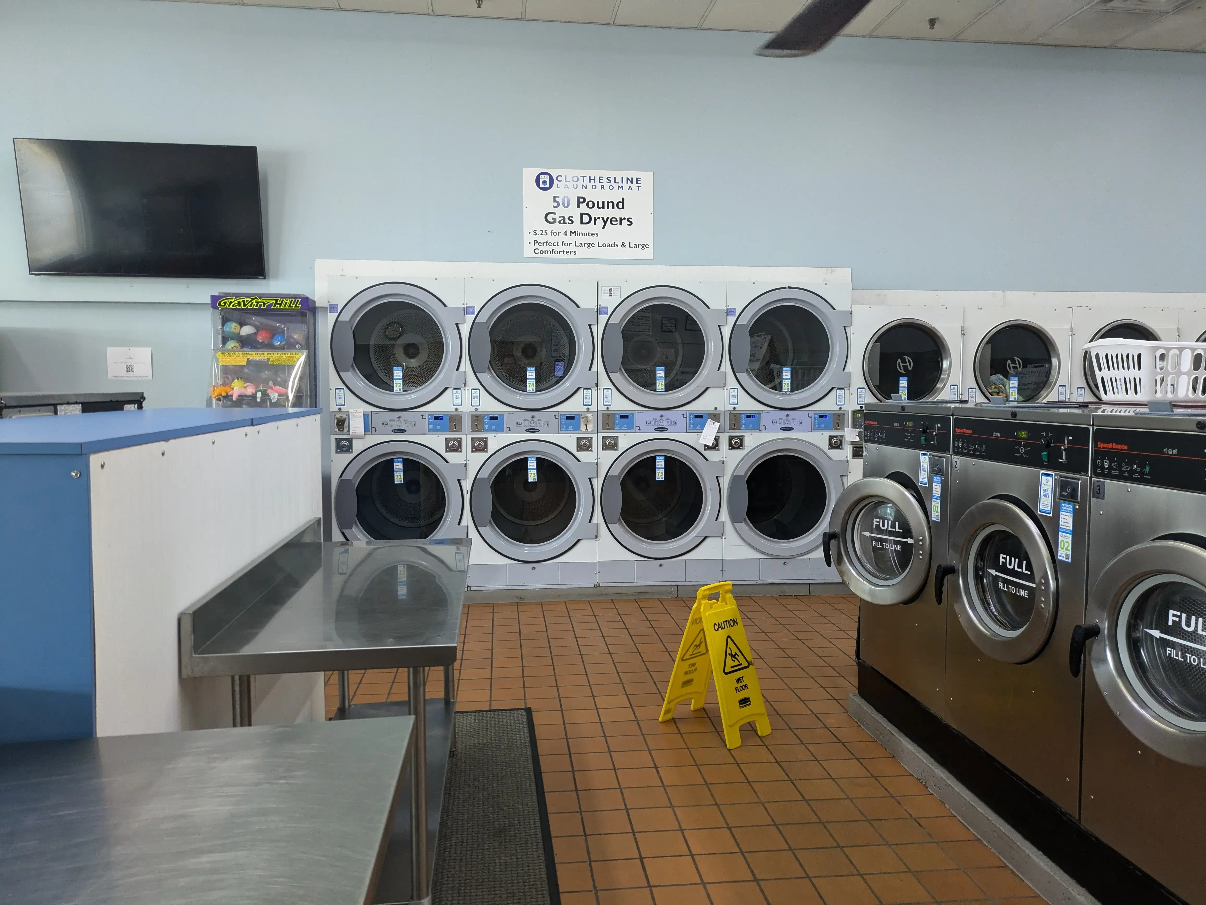 Clothesline Laundromat thumbnail 2