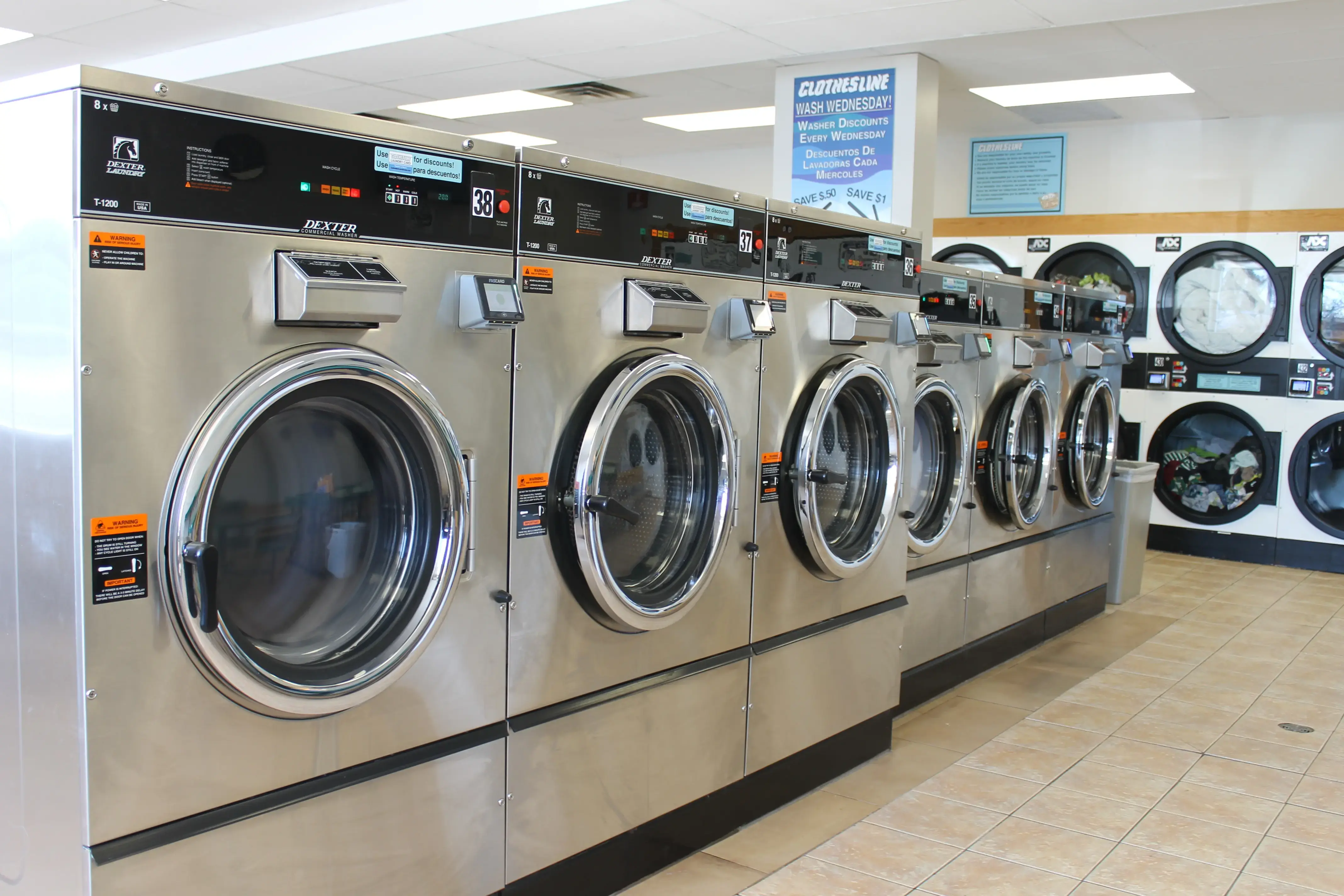 Clothesline Laundromat - Image 2
