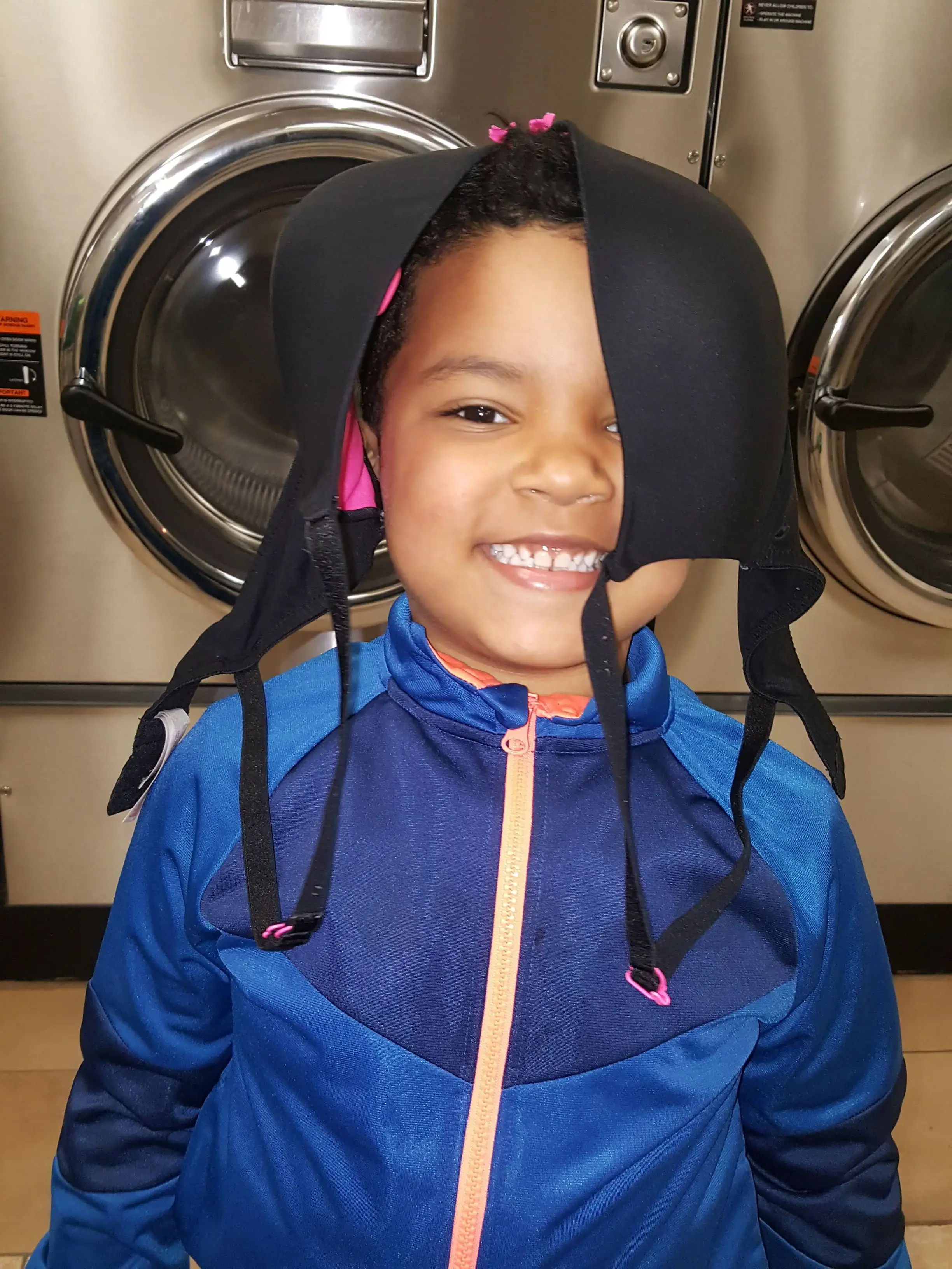 Clothesline Laundromat - Image 16