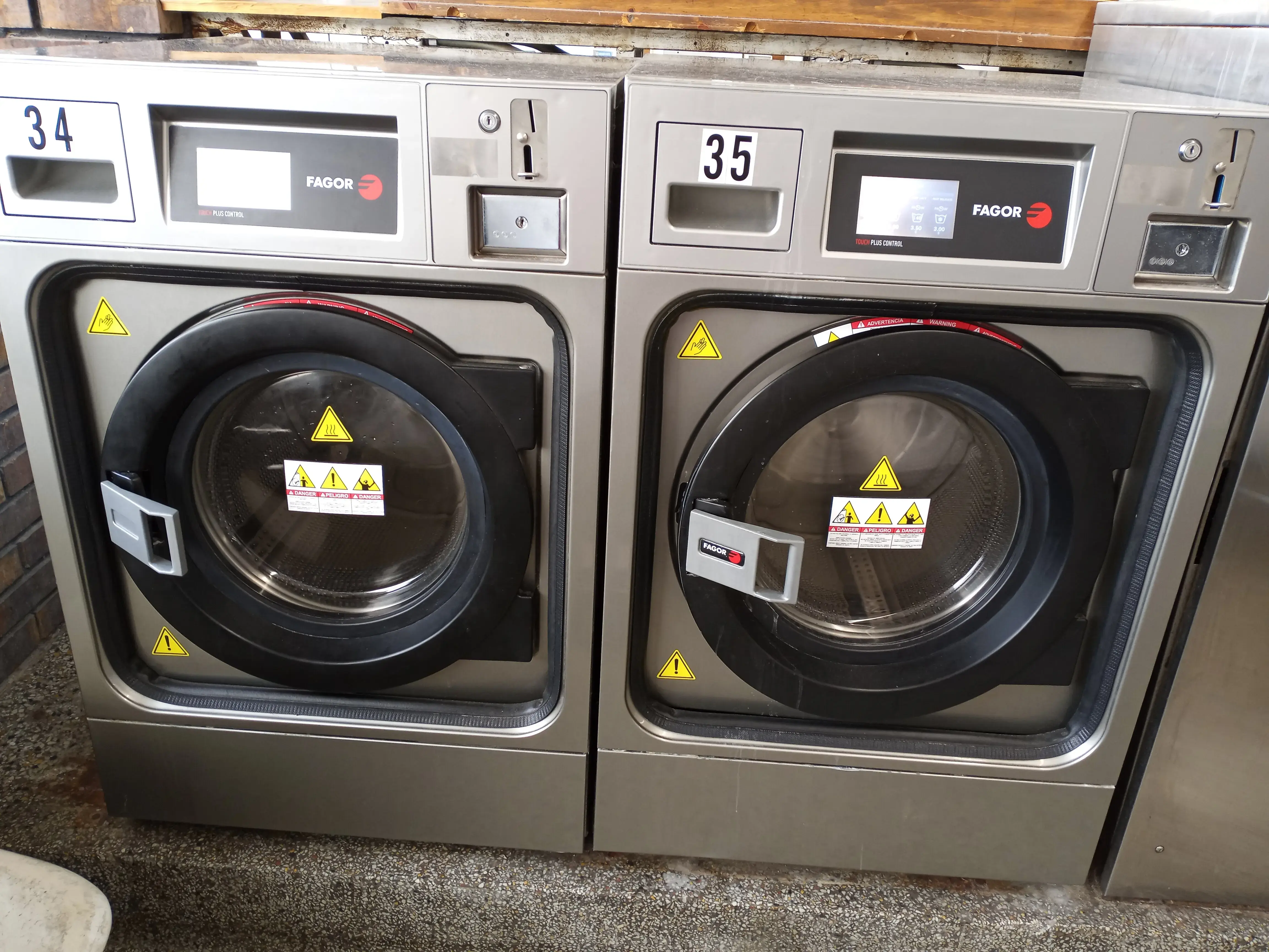 Clothesline Laundry location